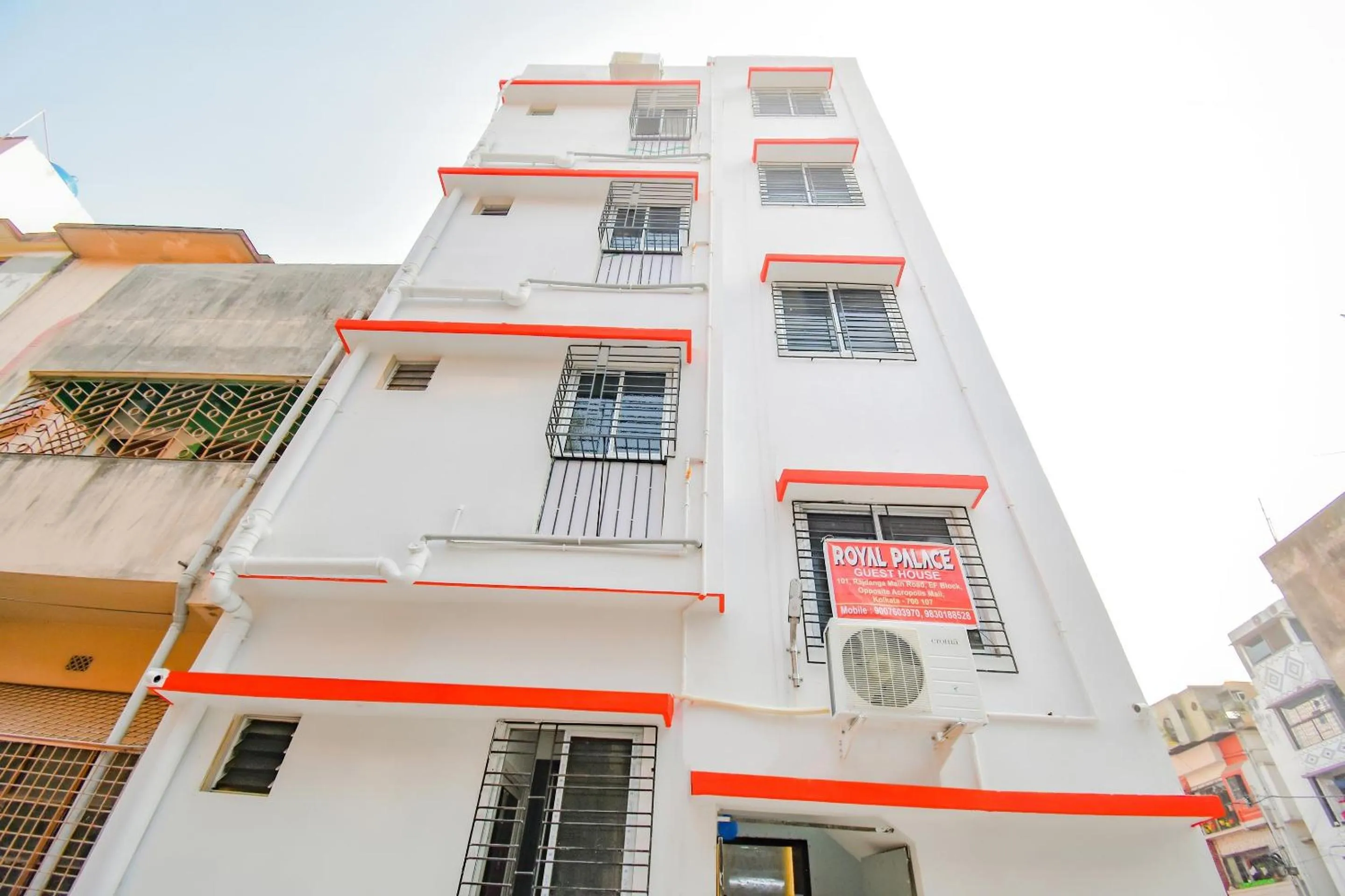 Facade/entrance in Super Hotel O Royal Palace