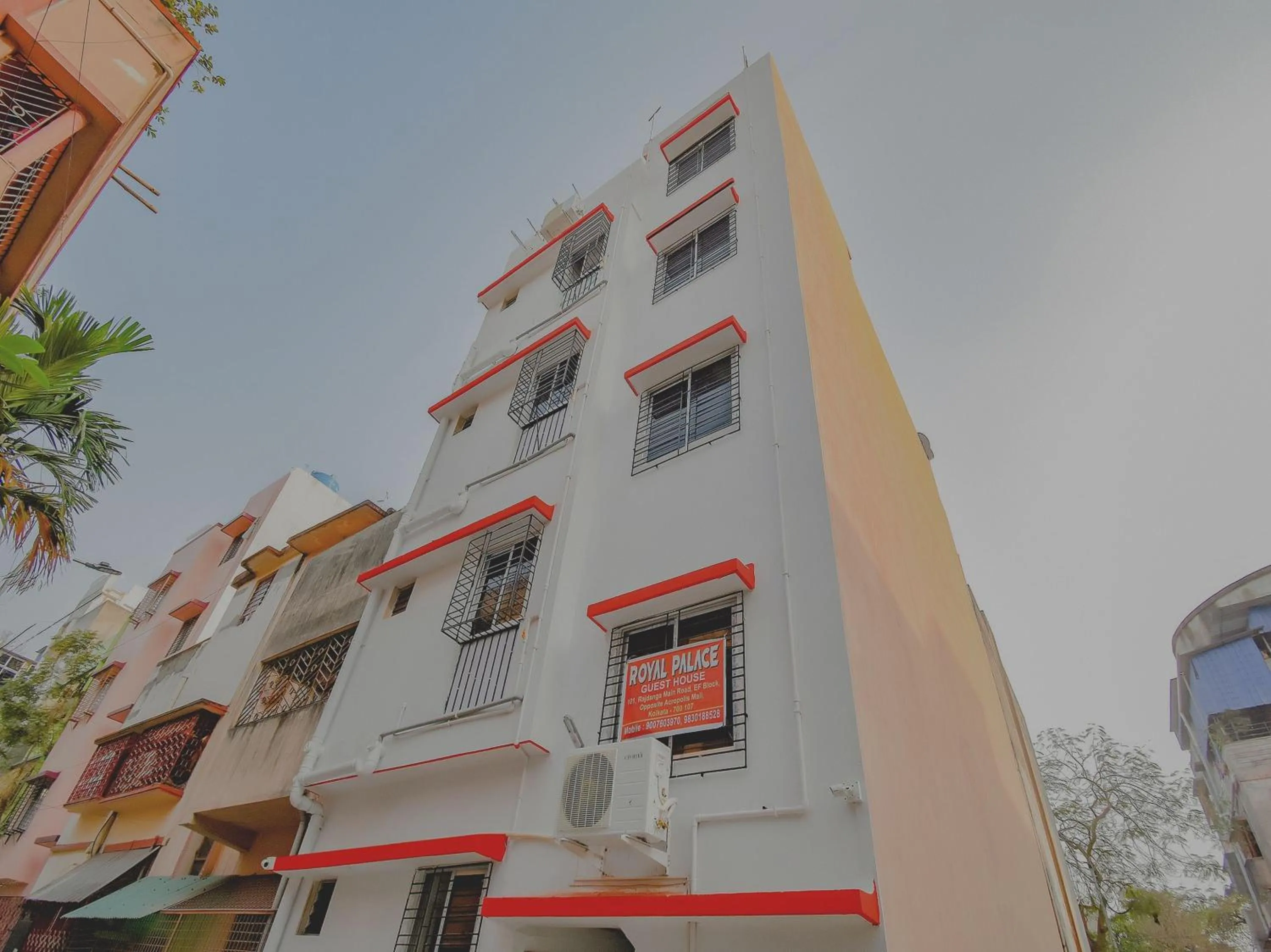 Facade/entrance in Super Hotel O Royal Palace