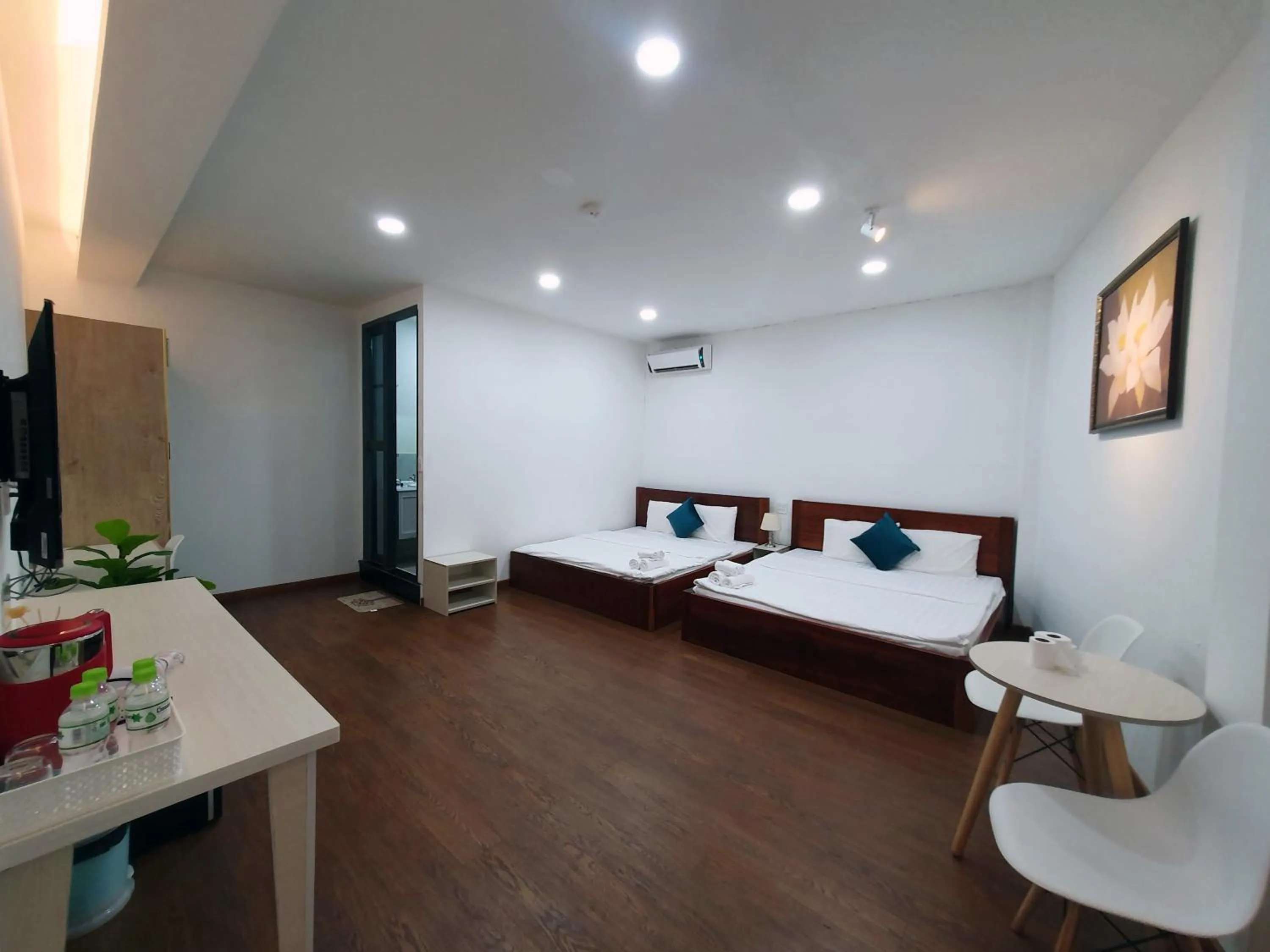 Photo of the whole room, Bed in Hero Hostel & Billiards