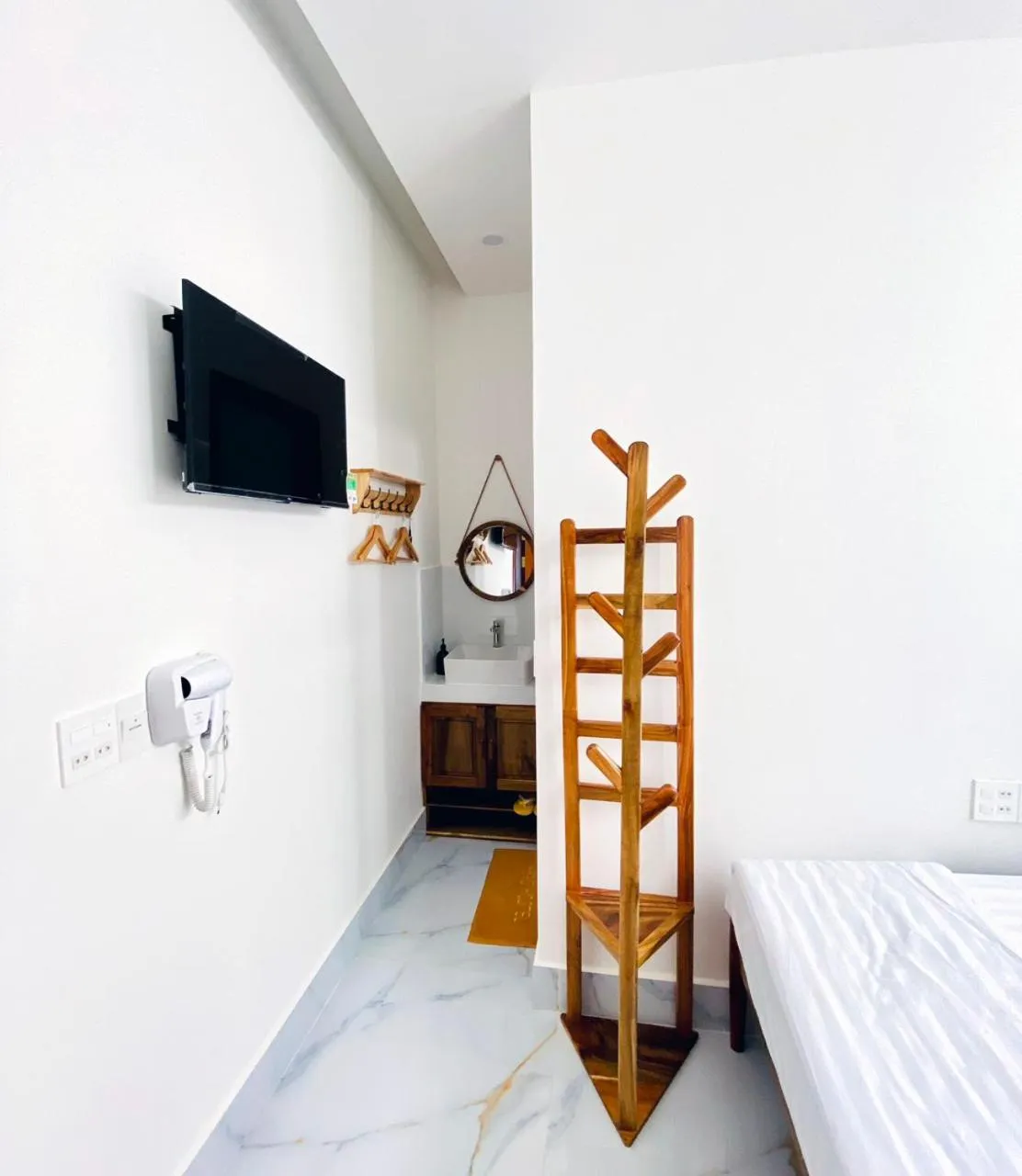 Photo of the whole room, Bed in Hero Hostel & Billiards