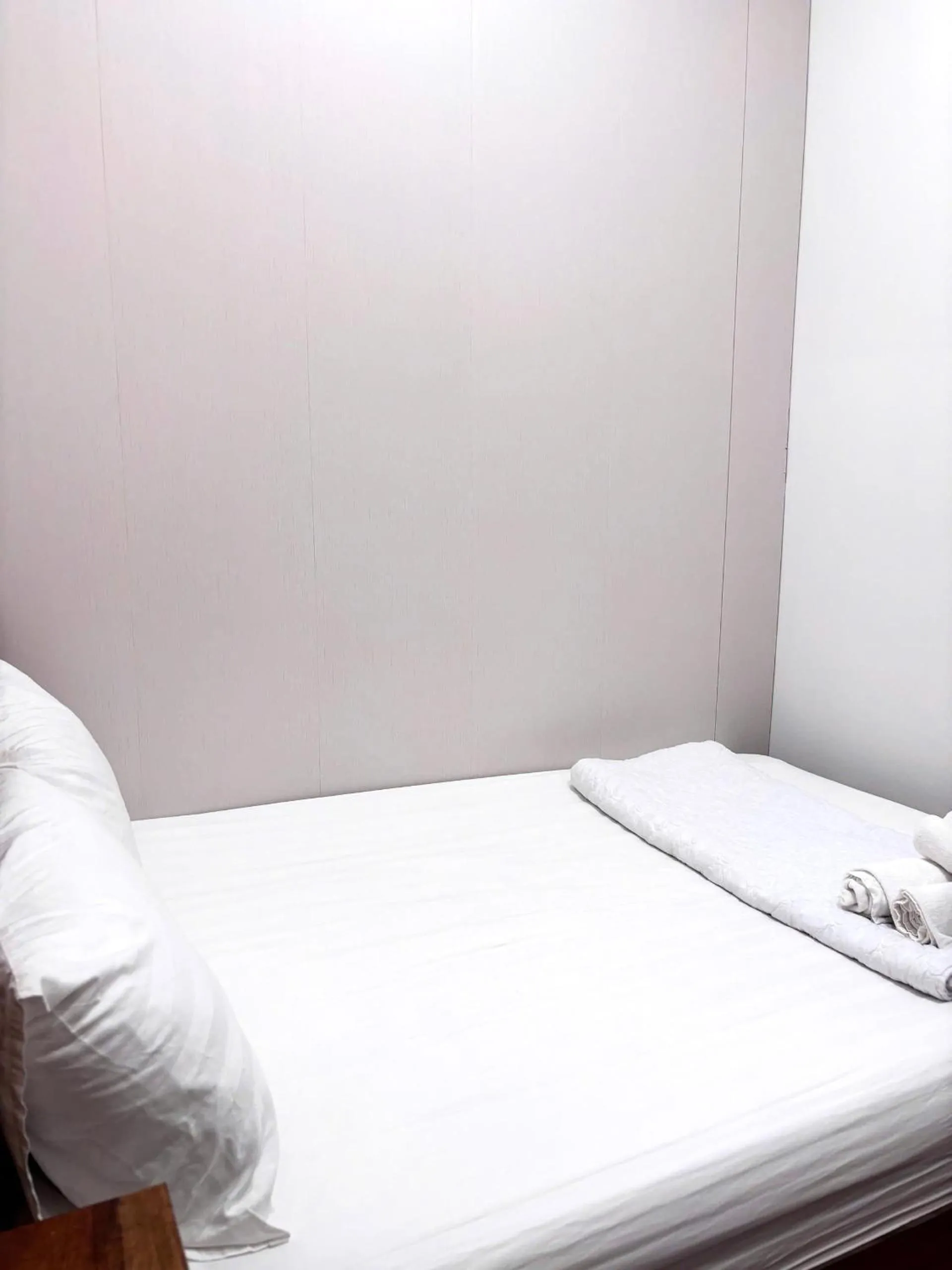 Bed in Hero Hostel & Billiards