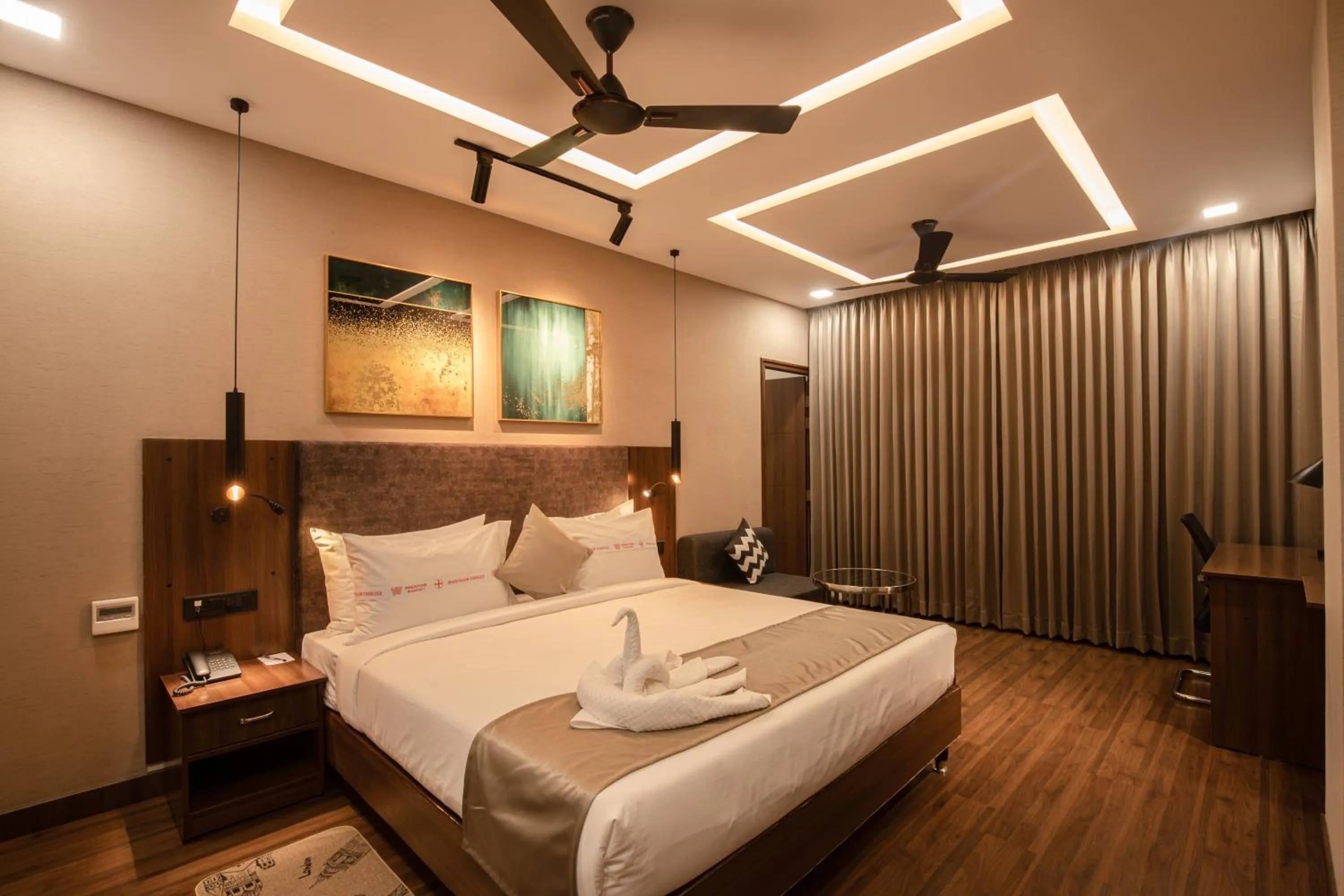 Photo of the whole room in Windstone Residency