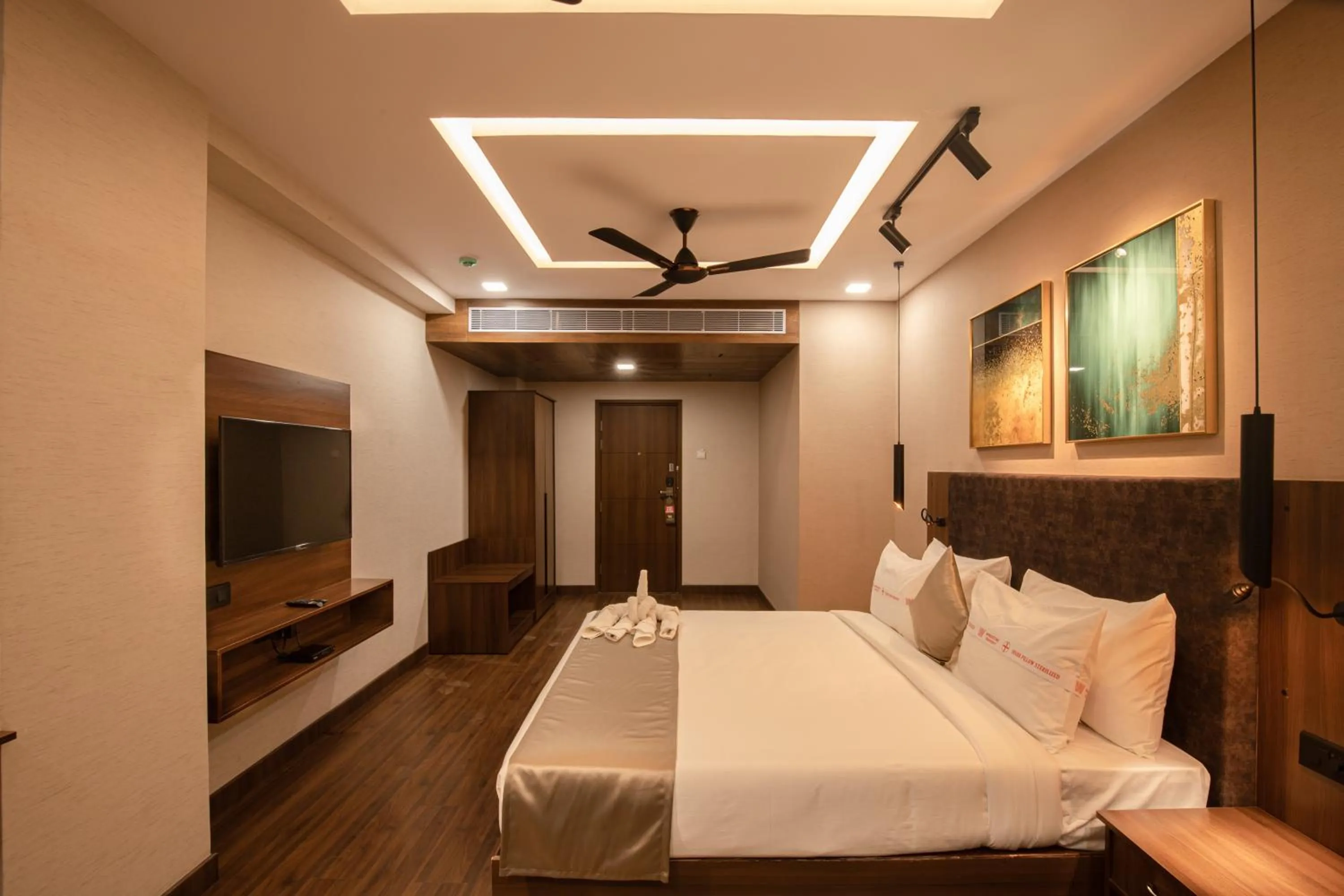 Photo of the whole room in Windstone Residency