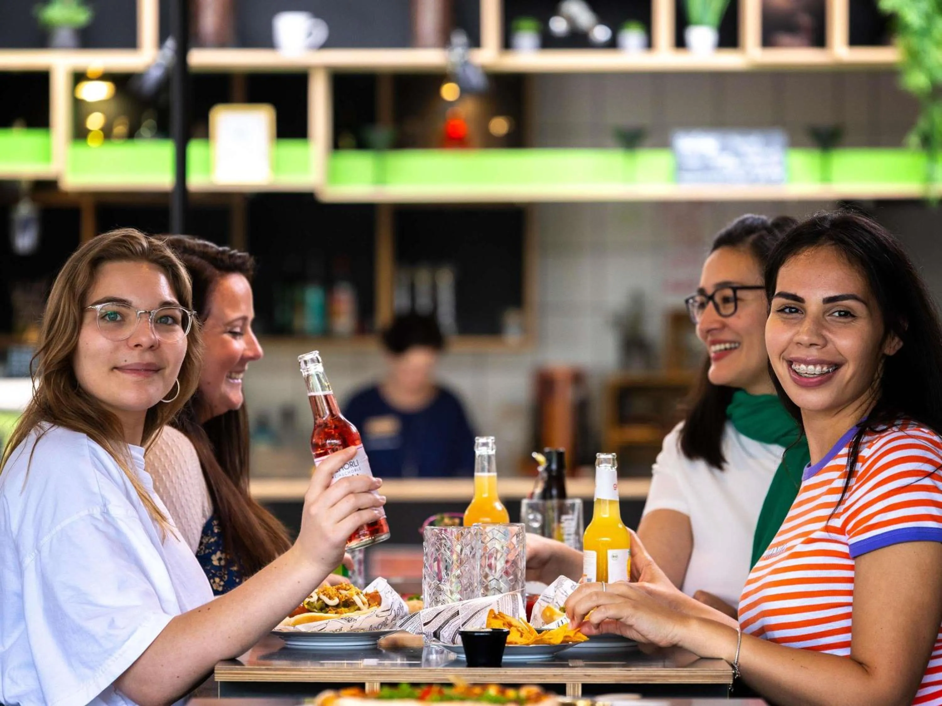 Lounge or bar in Greet hotel Darmstadt - an Accor hotel -