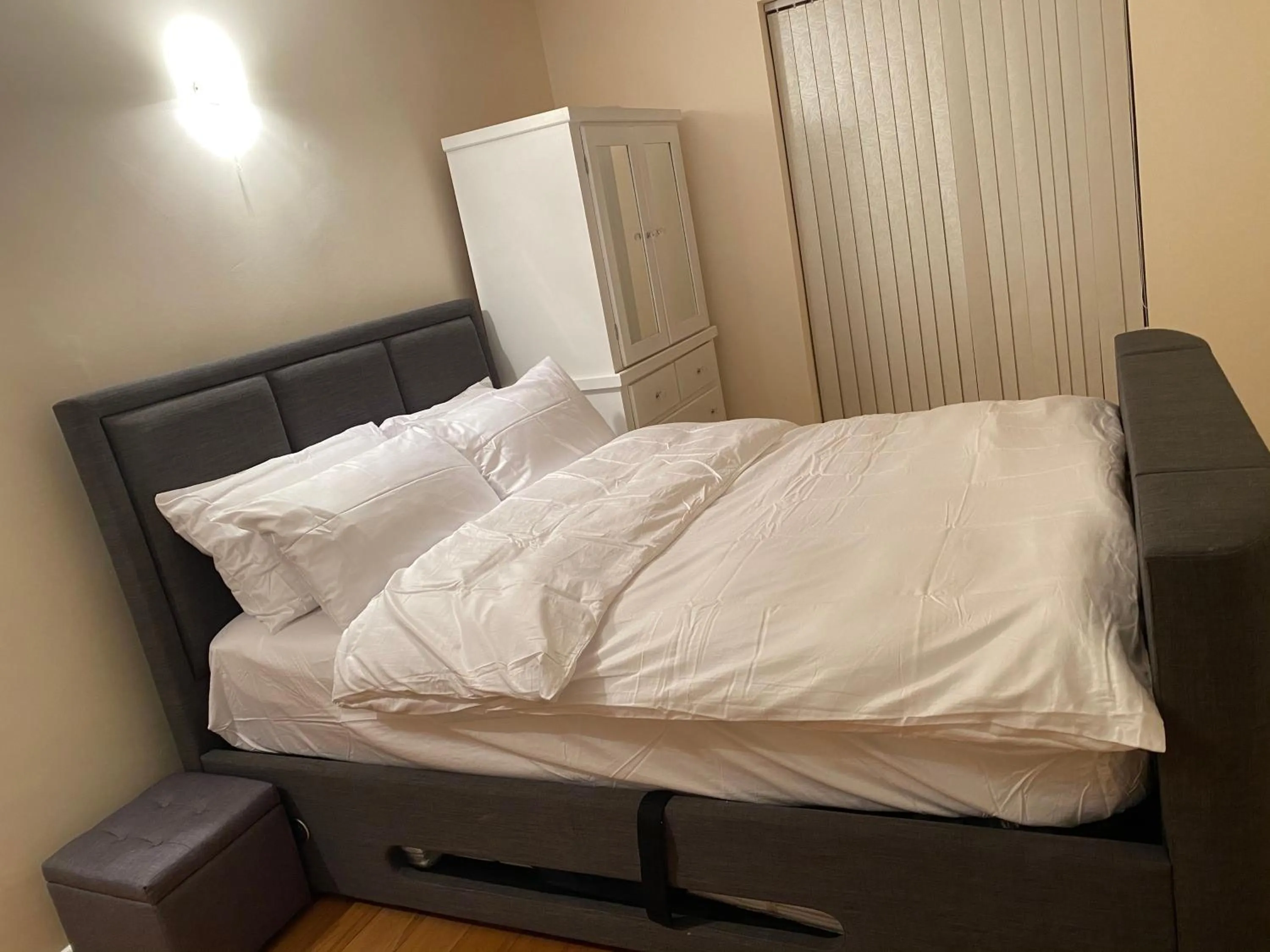 Bedroom in Birmingham Guesthouse