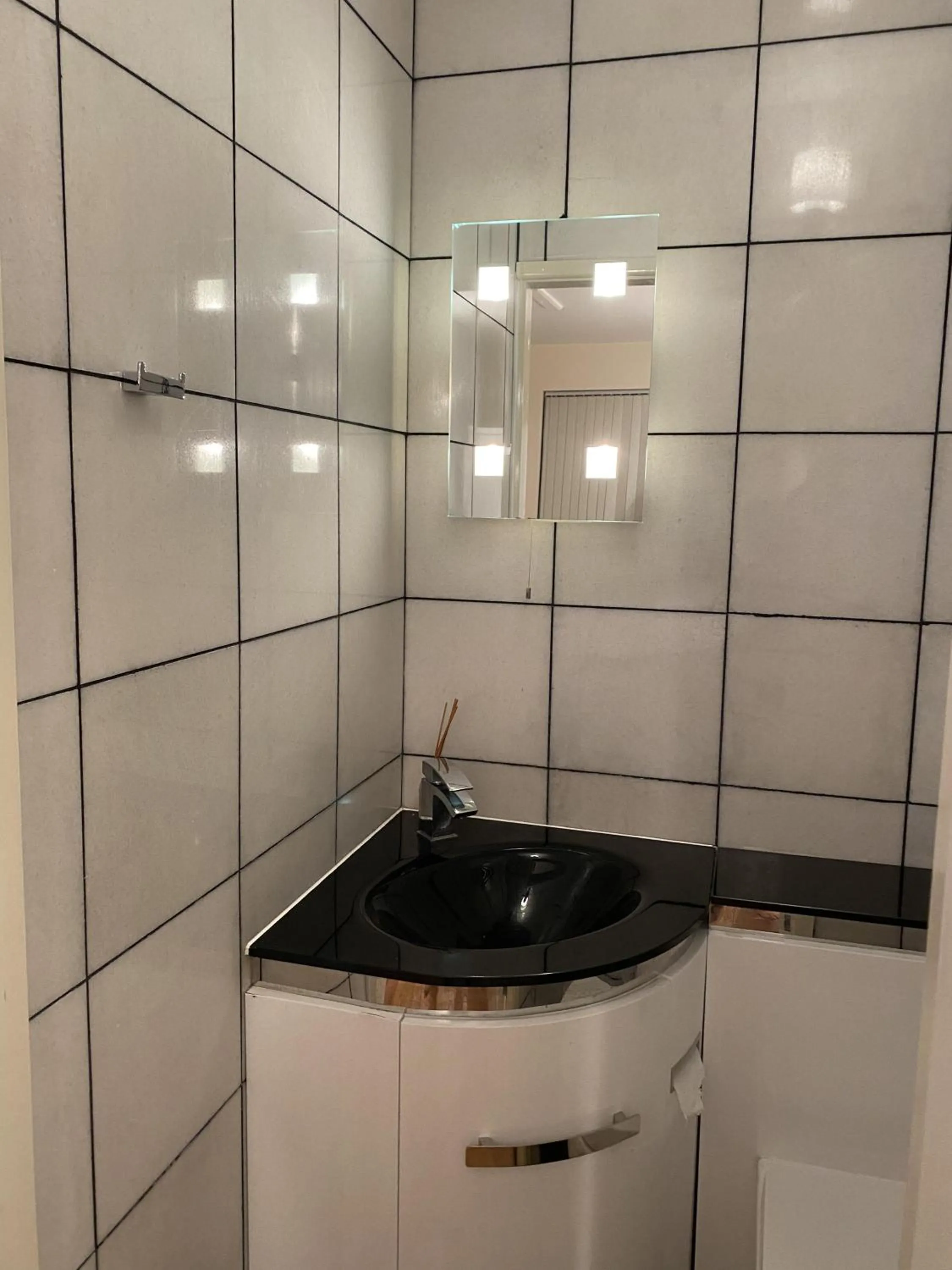 Bathroom in Birmingham Guesthouse