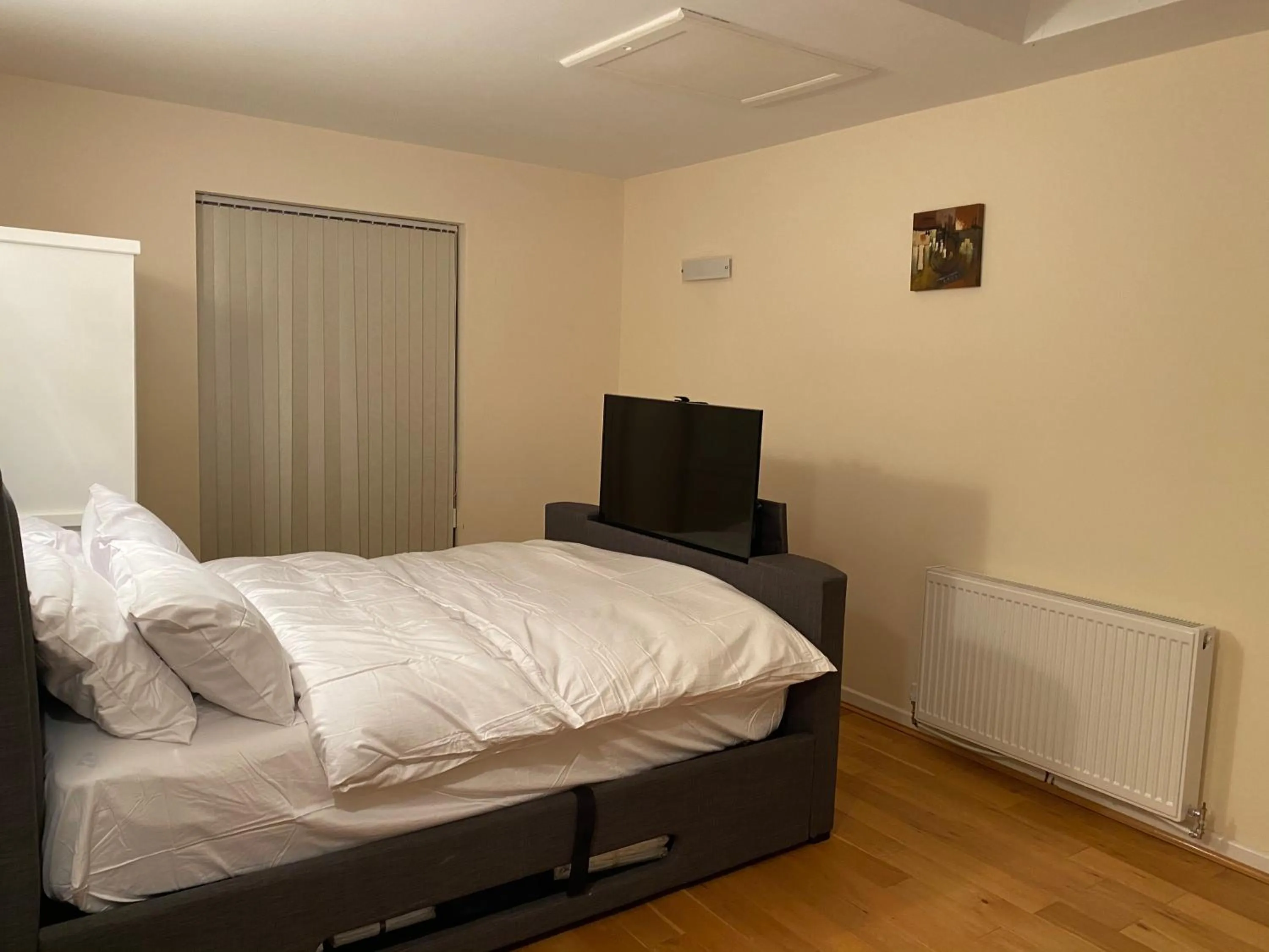 Bedroom in Birmingham Guesthouse