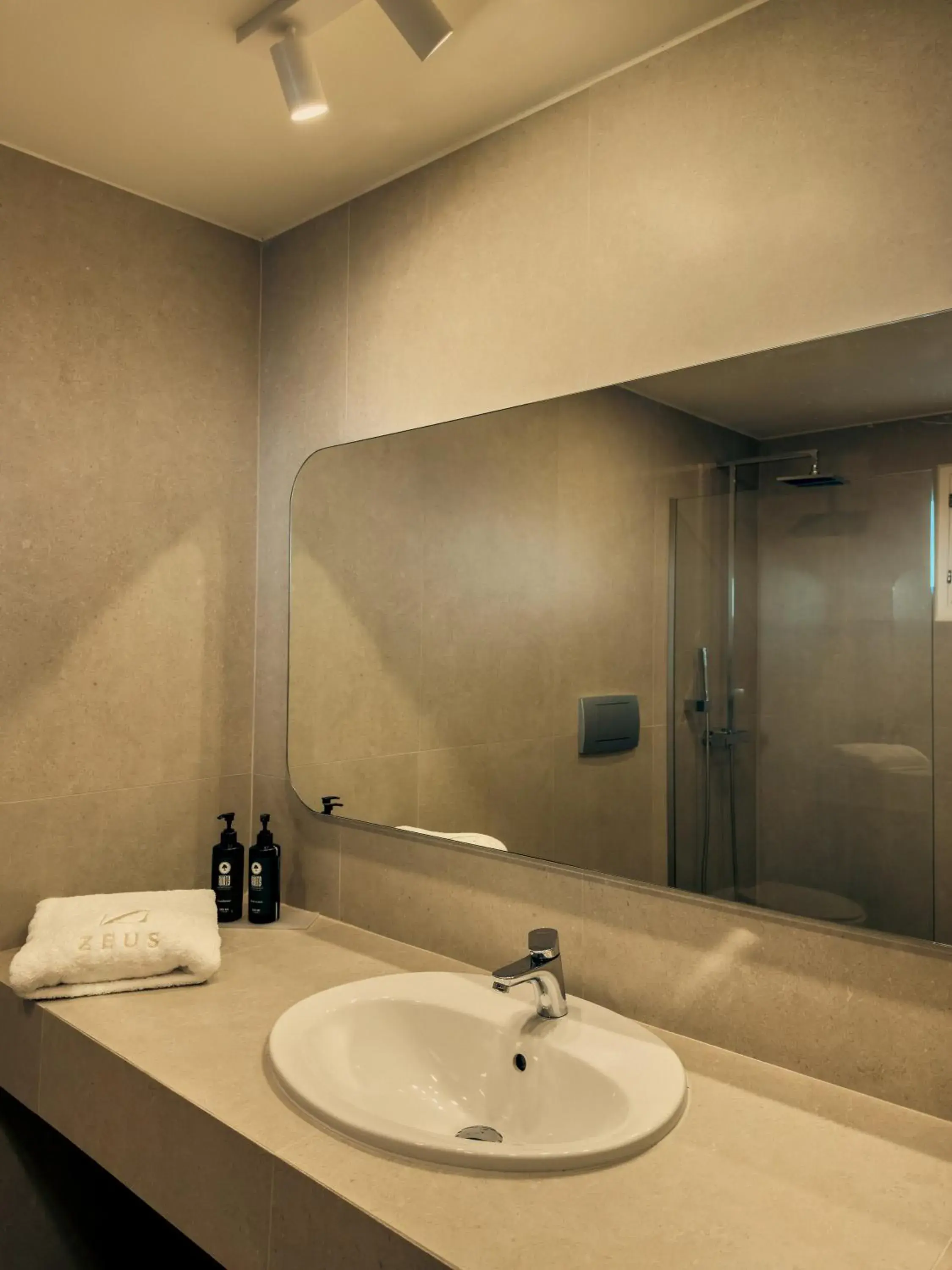 Family Suite Garden View in Zeus Eretria Resort Family Suite Garden View in Zeus Eretria Resort