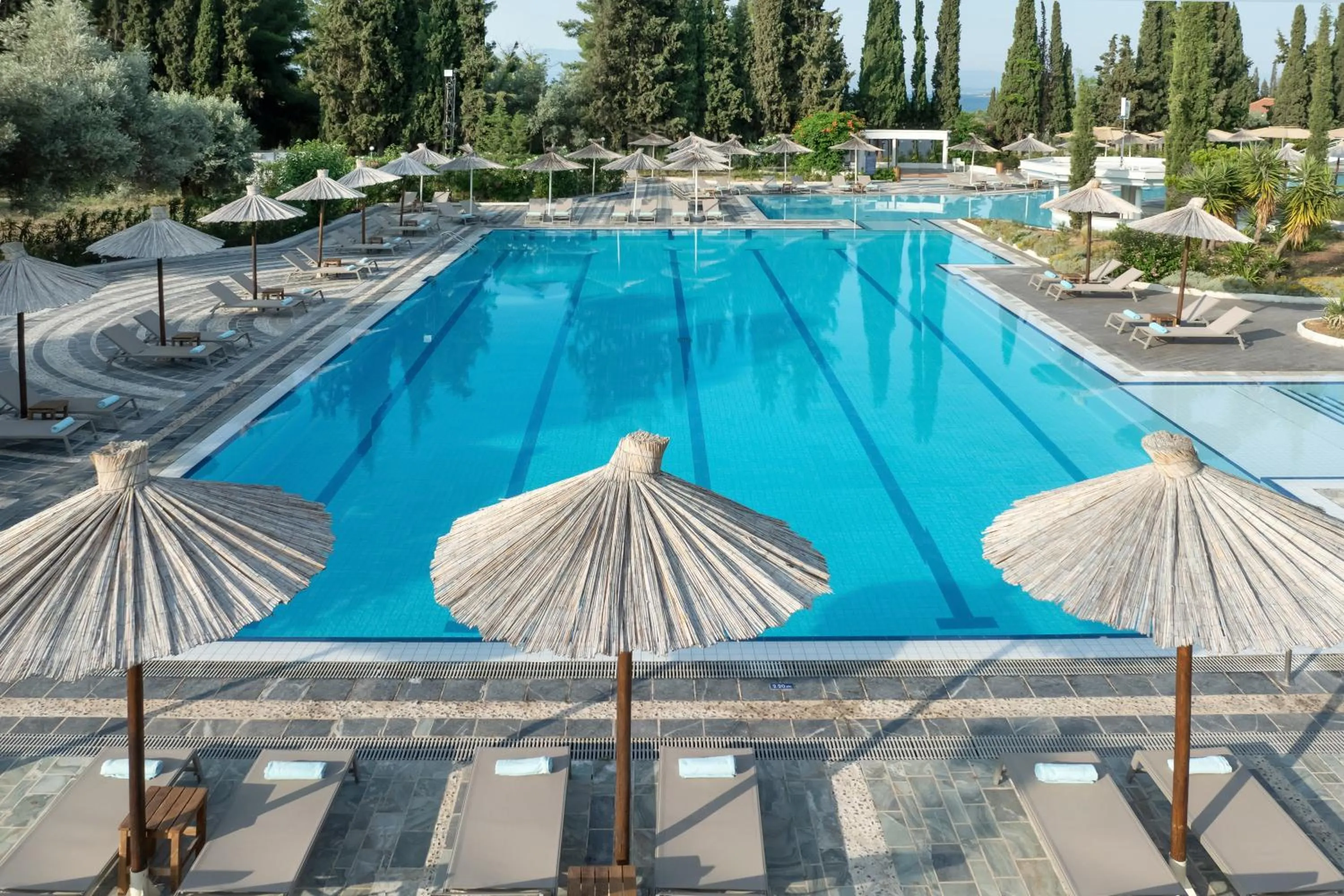 Swimming pool in Zeus Eretria Resort
