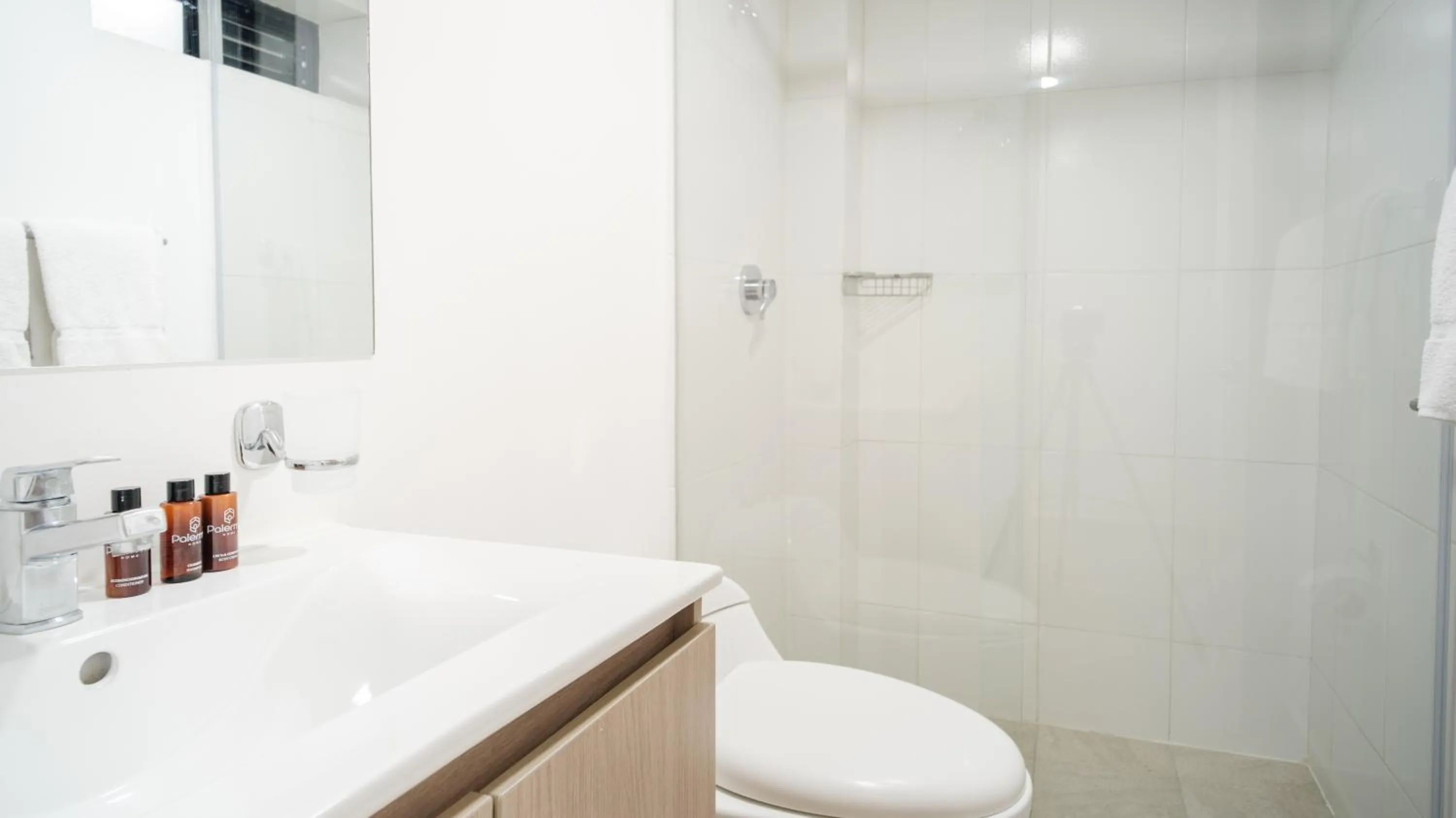 Bathroom in Palermo Home Bogota & Art Gallery