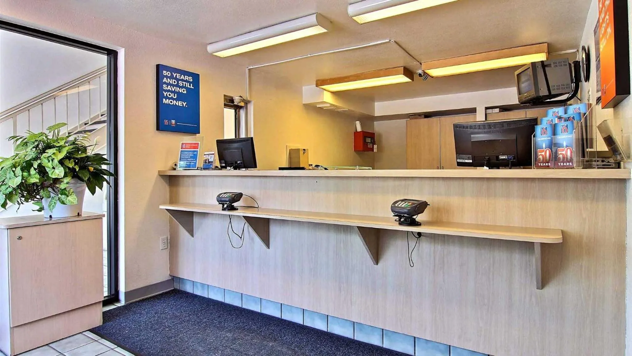 Lobby or reception in Studio 6 Merrillville IN