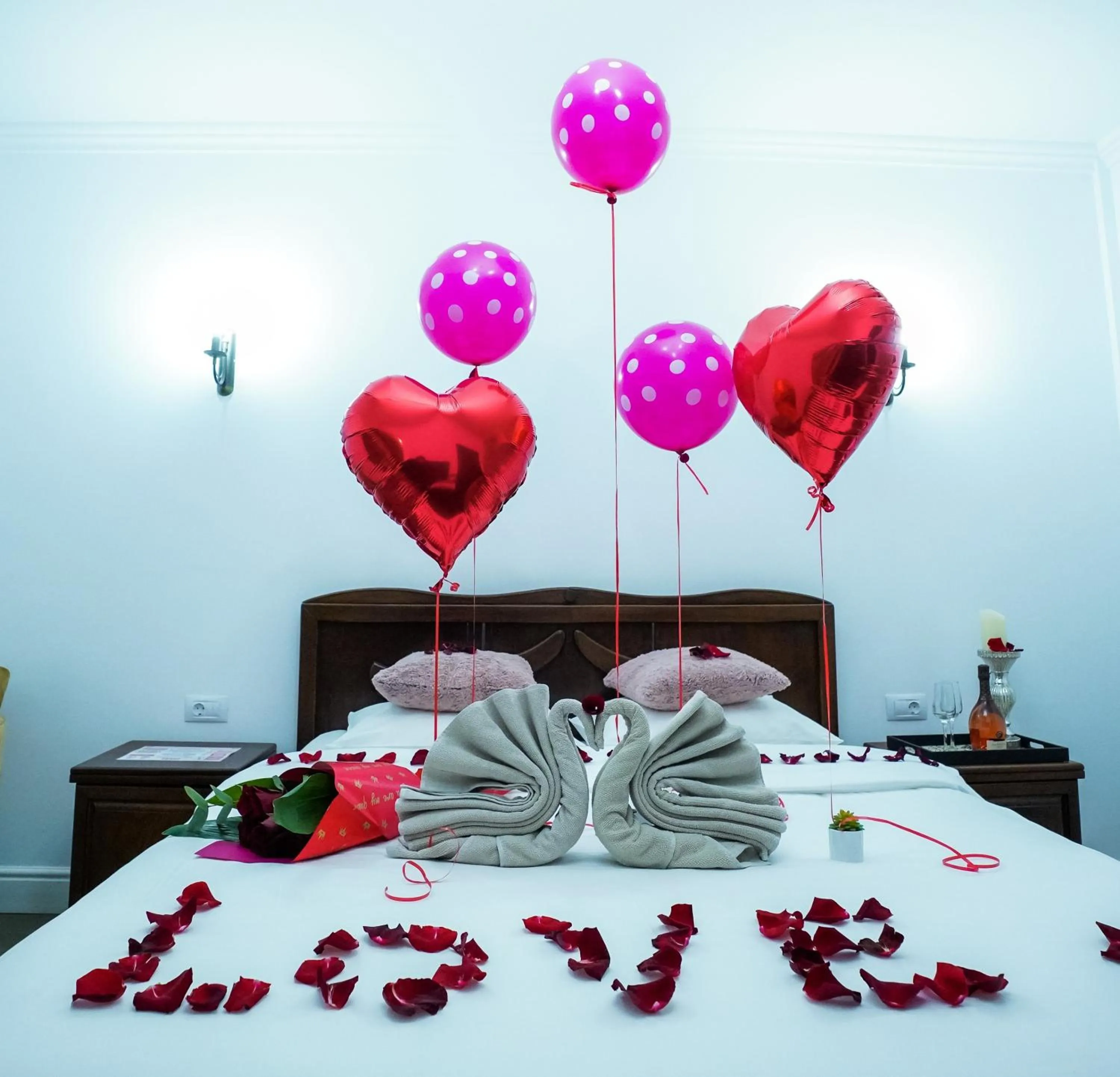 VIP, Bed in Hotel Yara