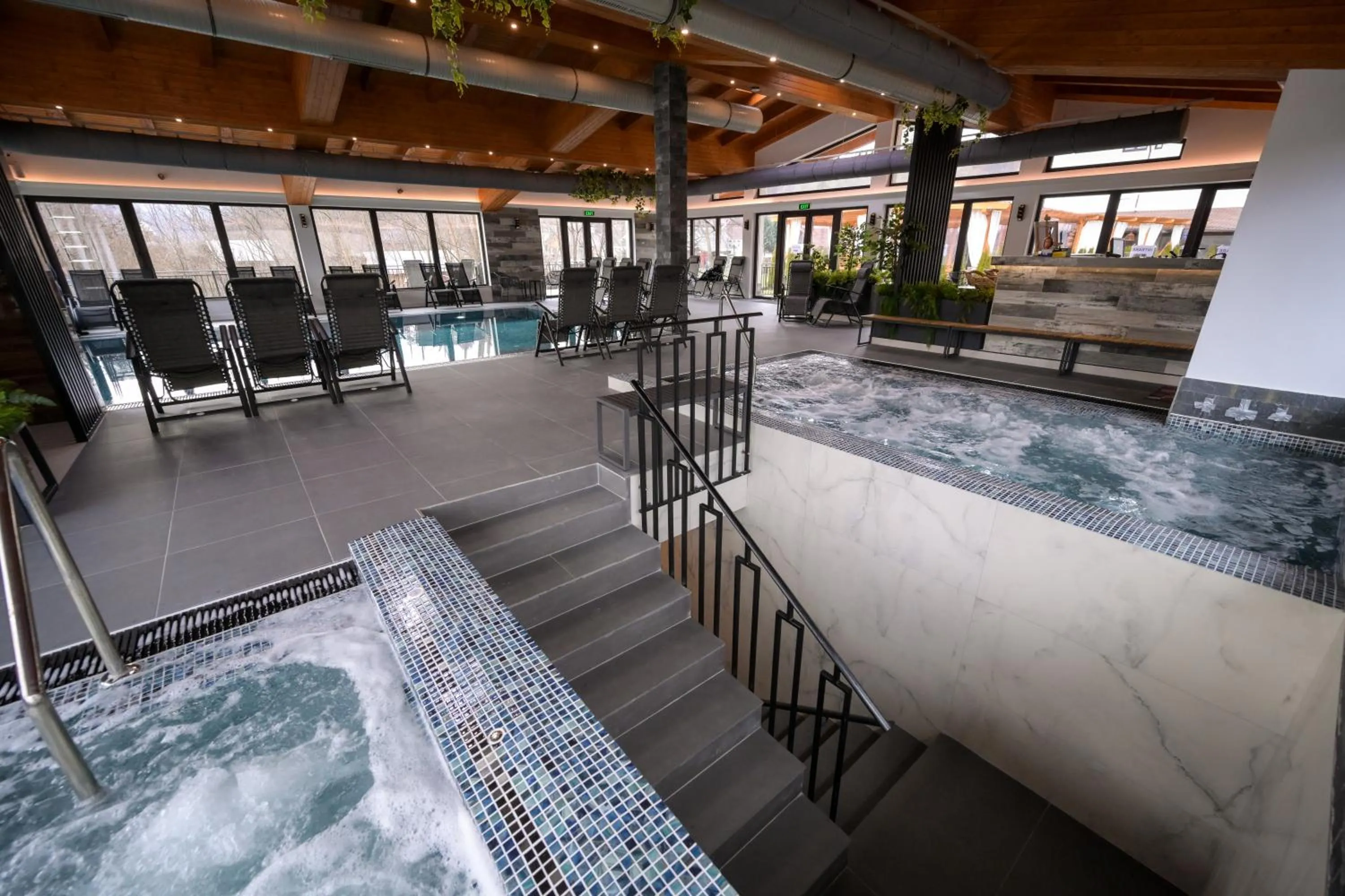 Hot Tub in Hotel Yara