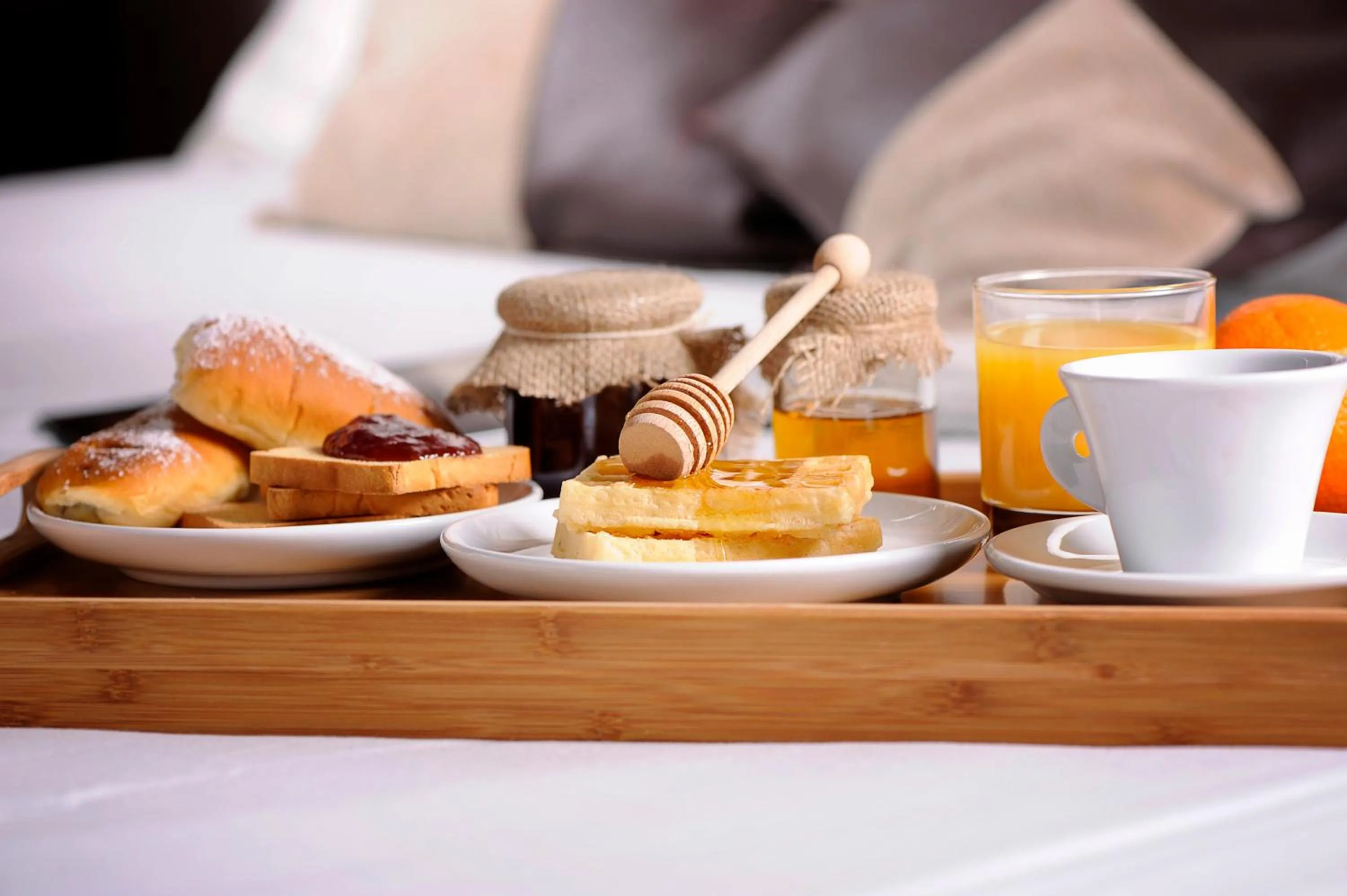 Breakfast in Hotel Elefantino Grey - Free Brunch & Breakfast Until 13-00 - Vicinissimi a Mirabilandia