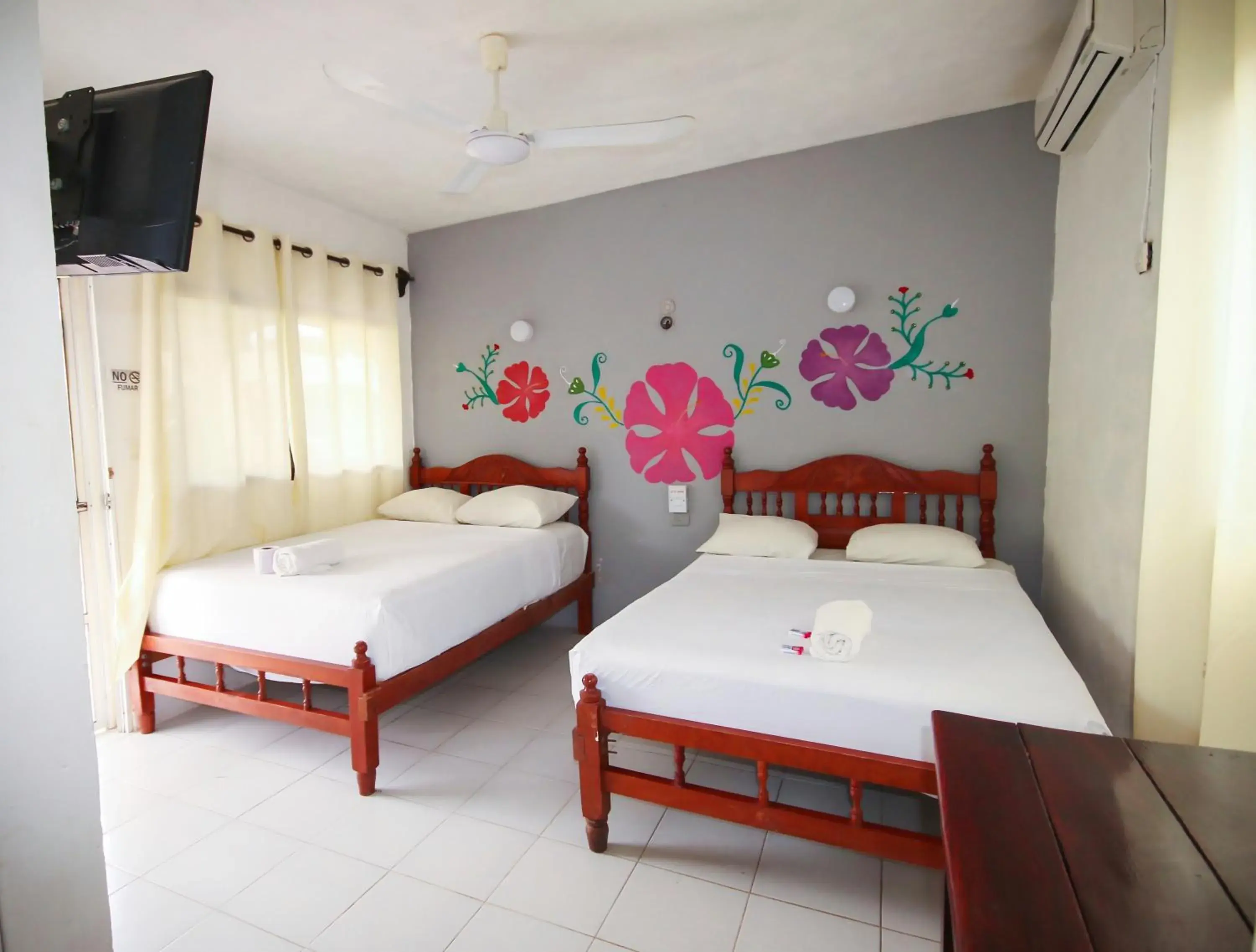 Standard Triple Room in Hotel Los Arcos Holbox Standard Triple Room in Hotel Los Arcos Holbox