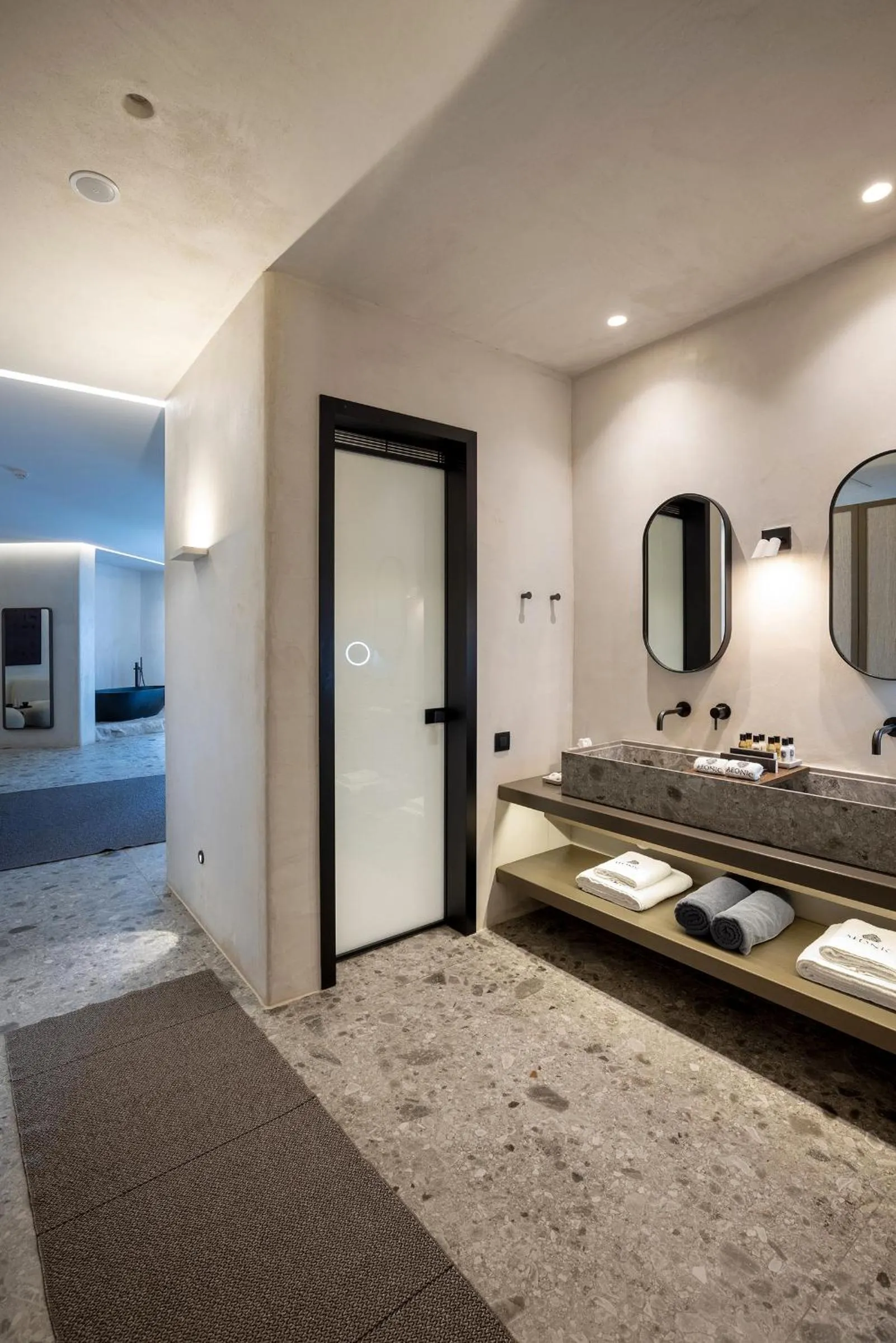 Bathroom in Aeonic Suites and Spa