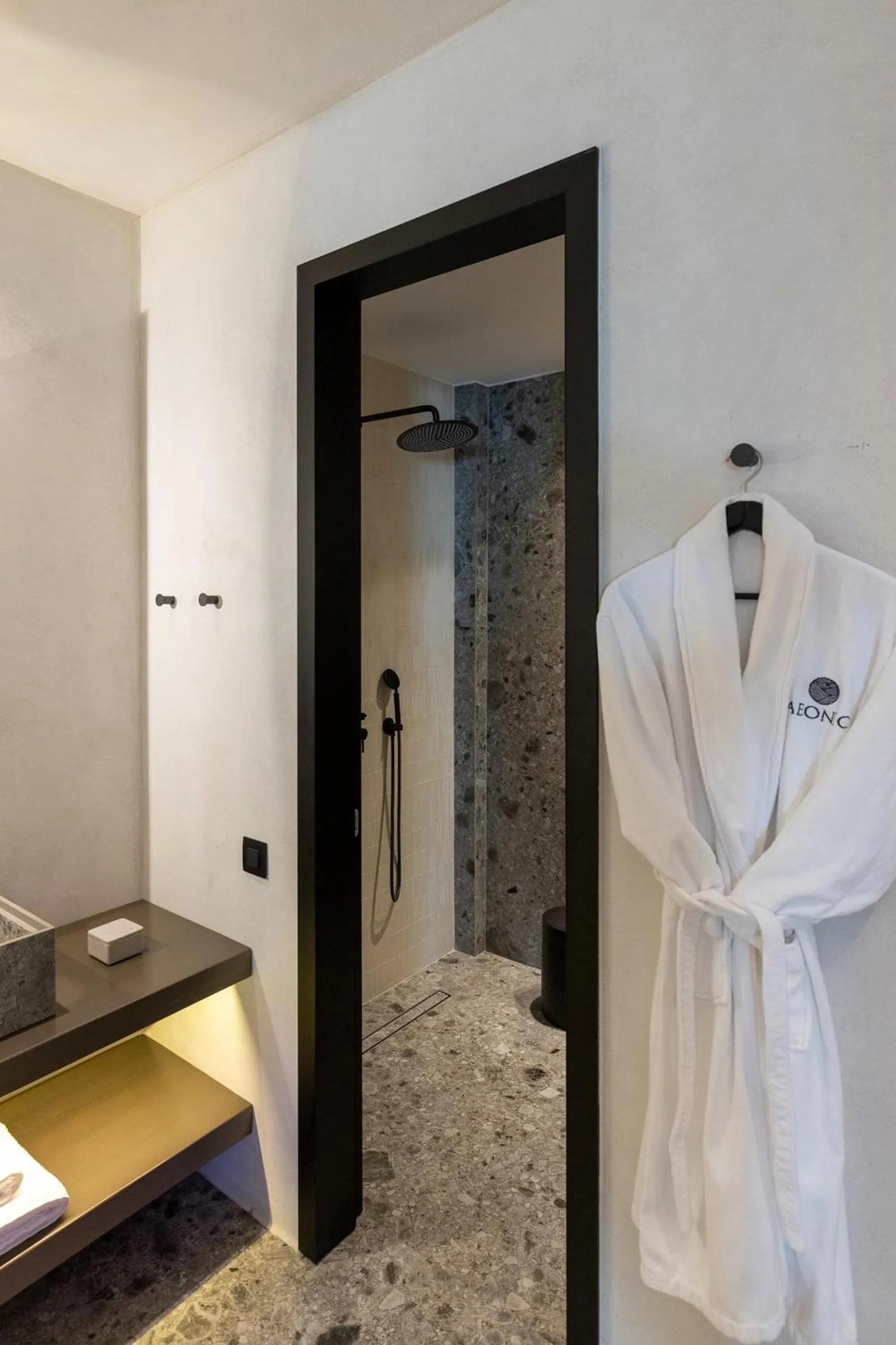 Bathroom, Bed in Aeonic Suites and Spa