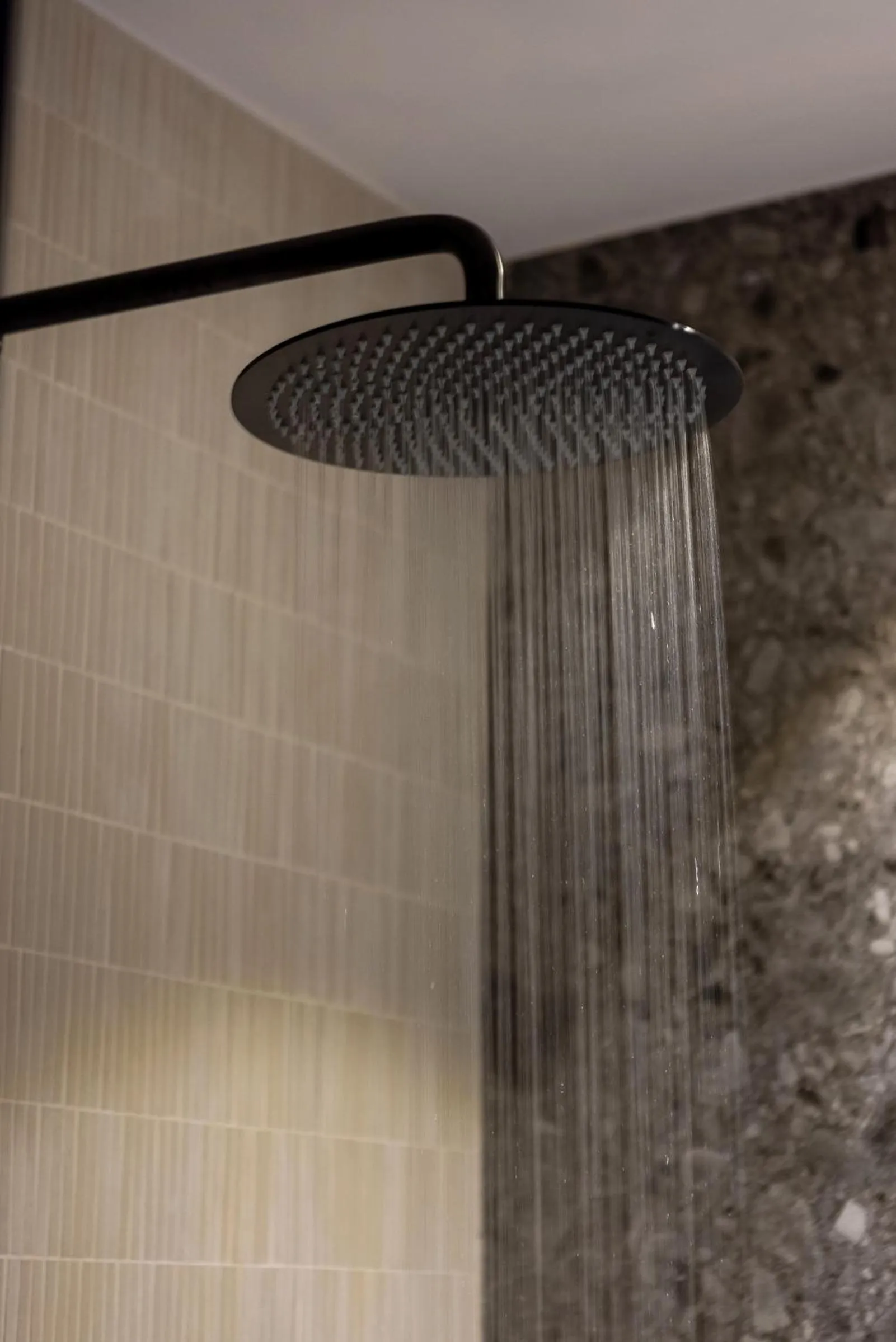 Shower in Aeonic Suites and Spa