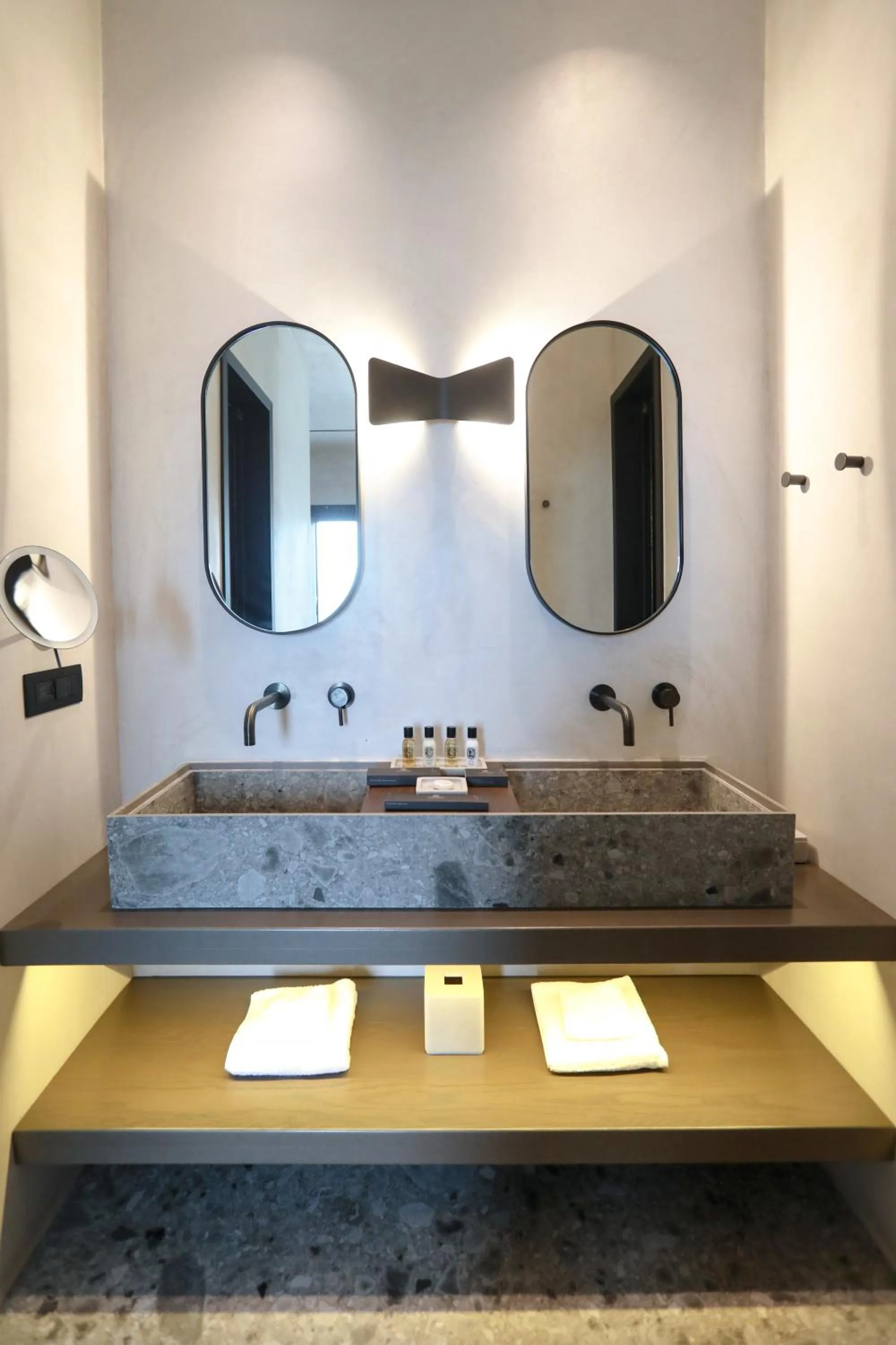 Bathroom in Aeonic Suites and Spa