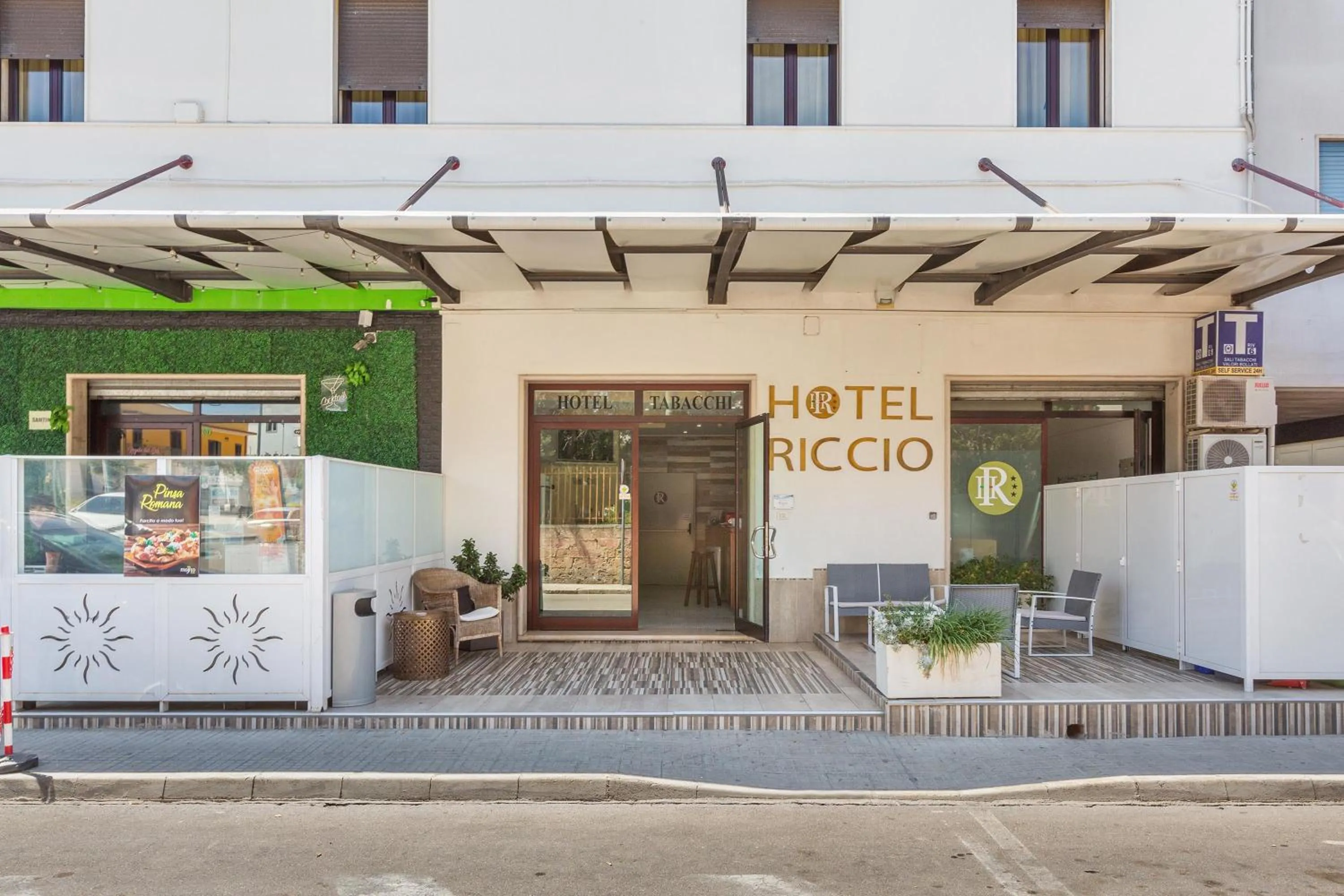 Property building in Hotel Il Riccio