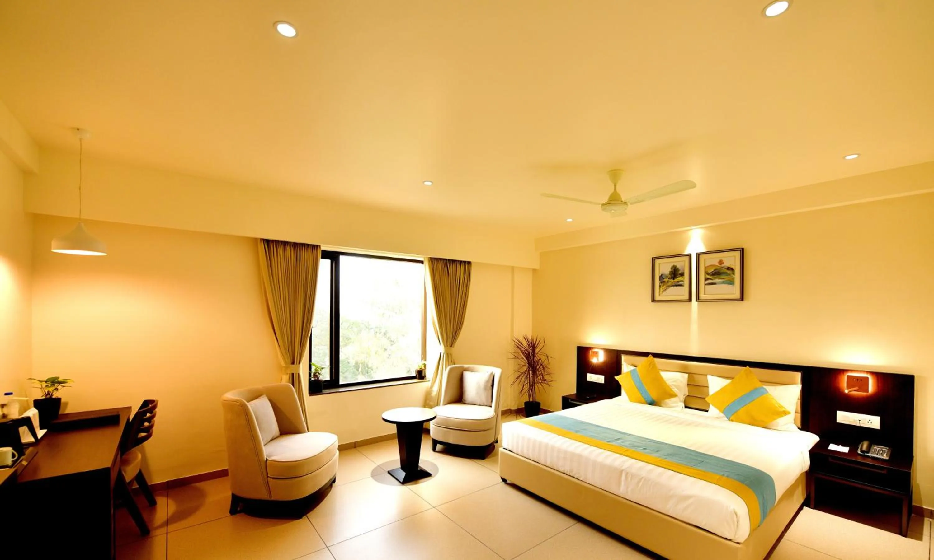 View (from property/room), Bed in HOTEL CYPRESS