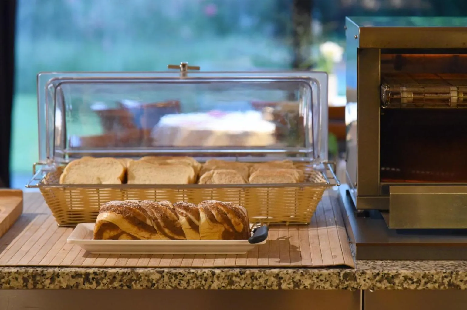 Food and drinks in Hotel Weisses Kreuz