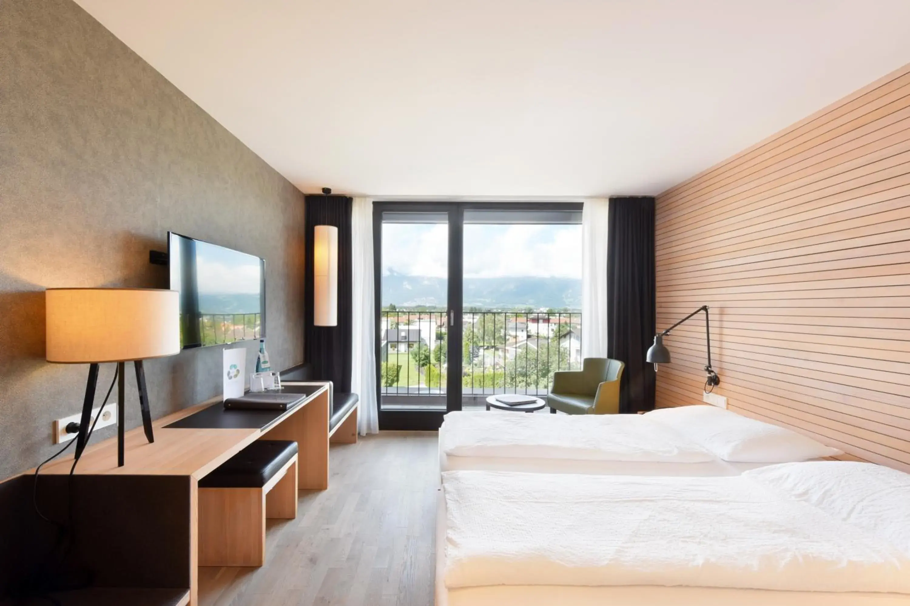 Double Room with Panoramic View in Hotel Weisses Kreuz Double Room with Panoramic View in Hotel Weisses Kreuz