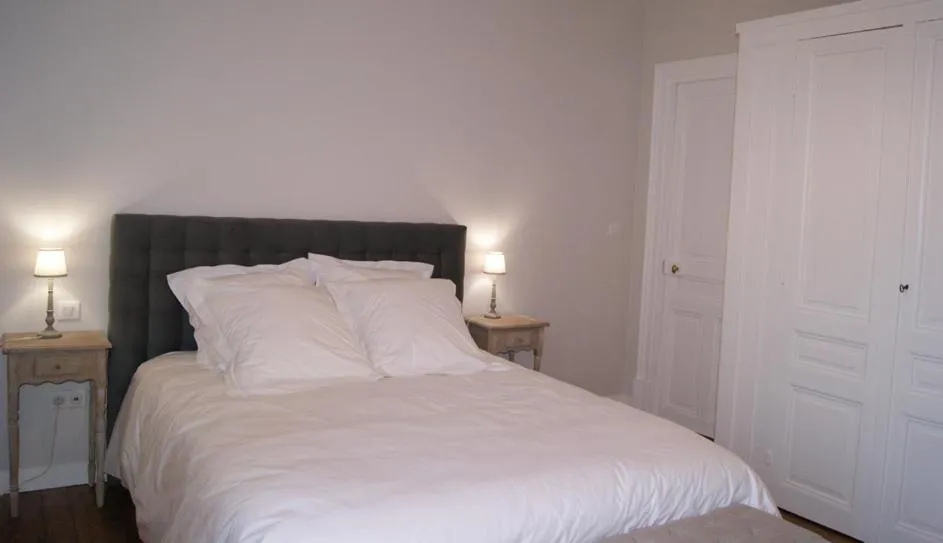 Bed in Le château de la brosse Chambres d'hôtes