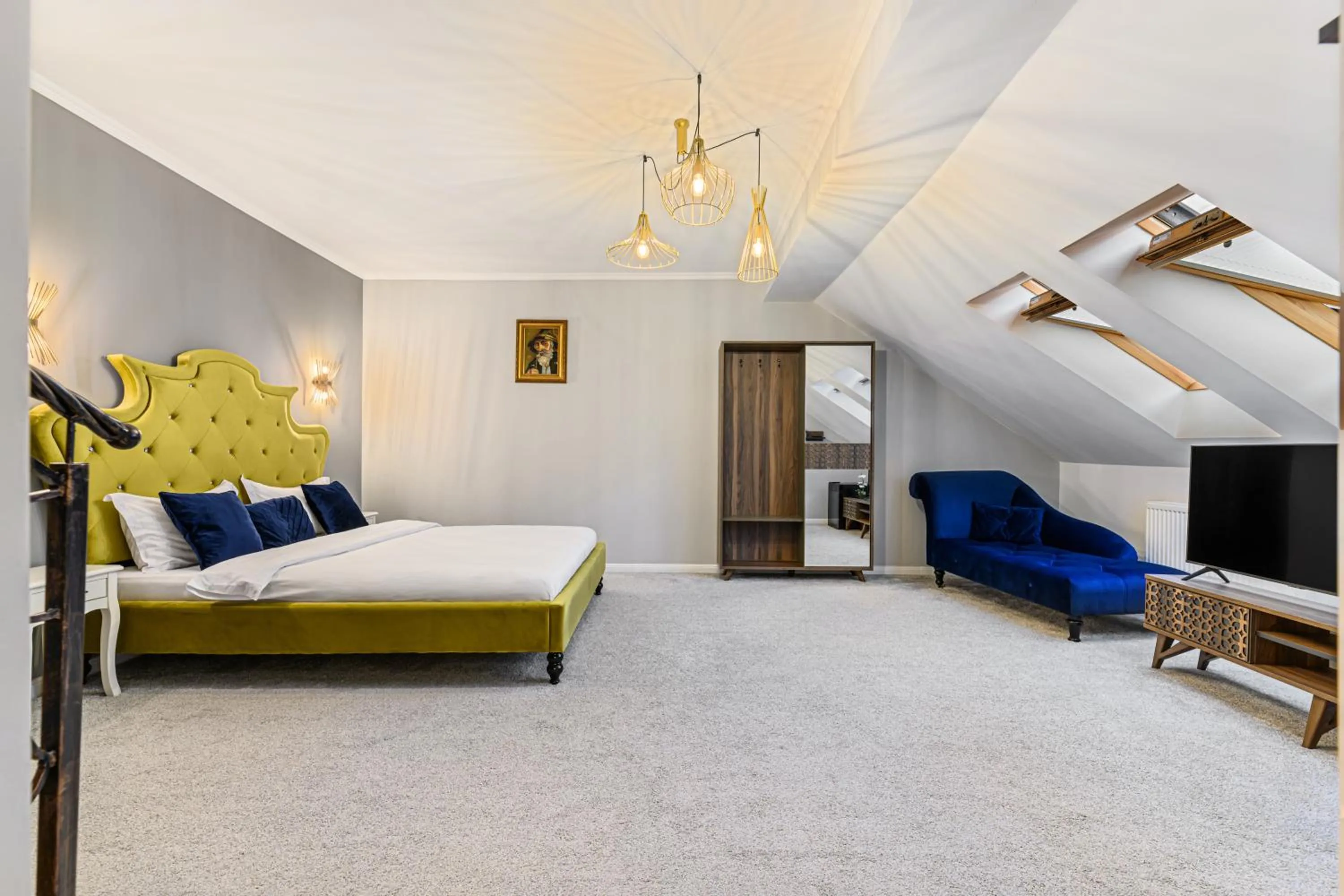 Bed in Dallure House Boutique Brasov