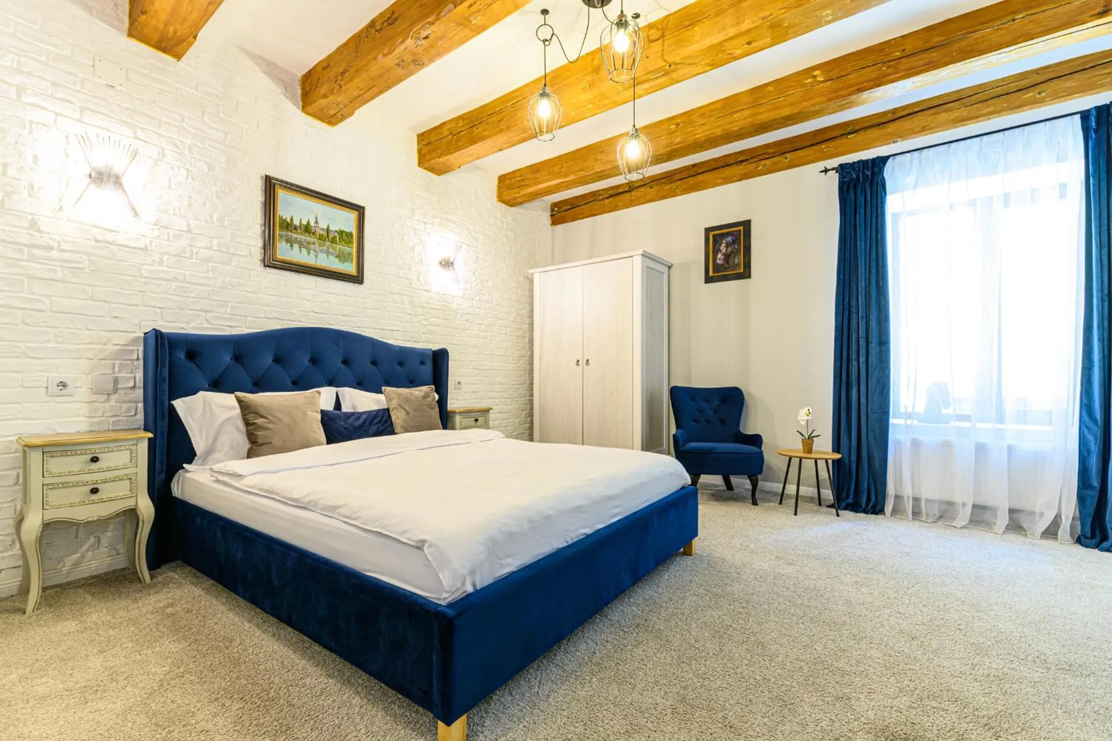 Bed in Dallure House Boutique Brasov