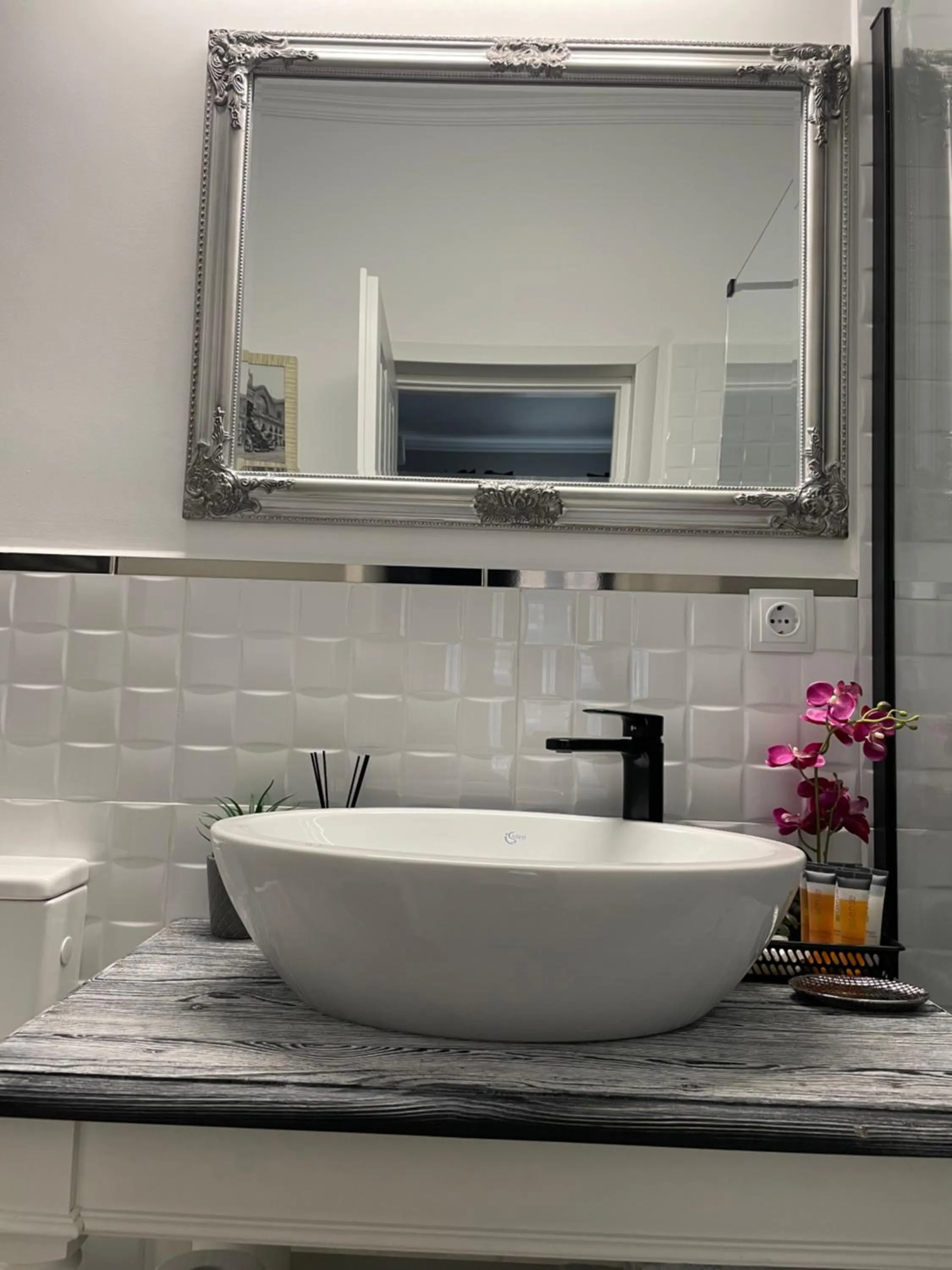 Bathroom in Dallure House Boutique Brasov