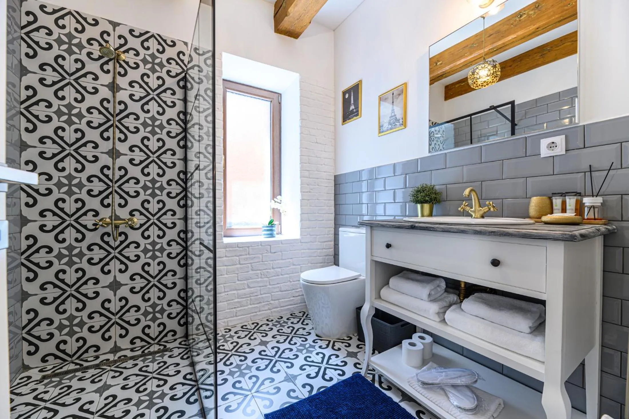 Bathroom in Dallure House Boutique Brasov