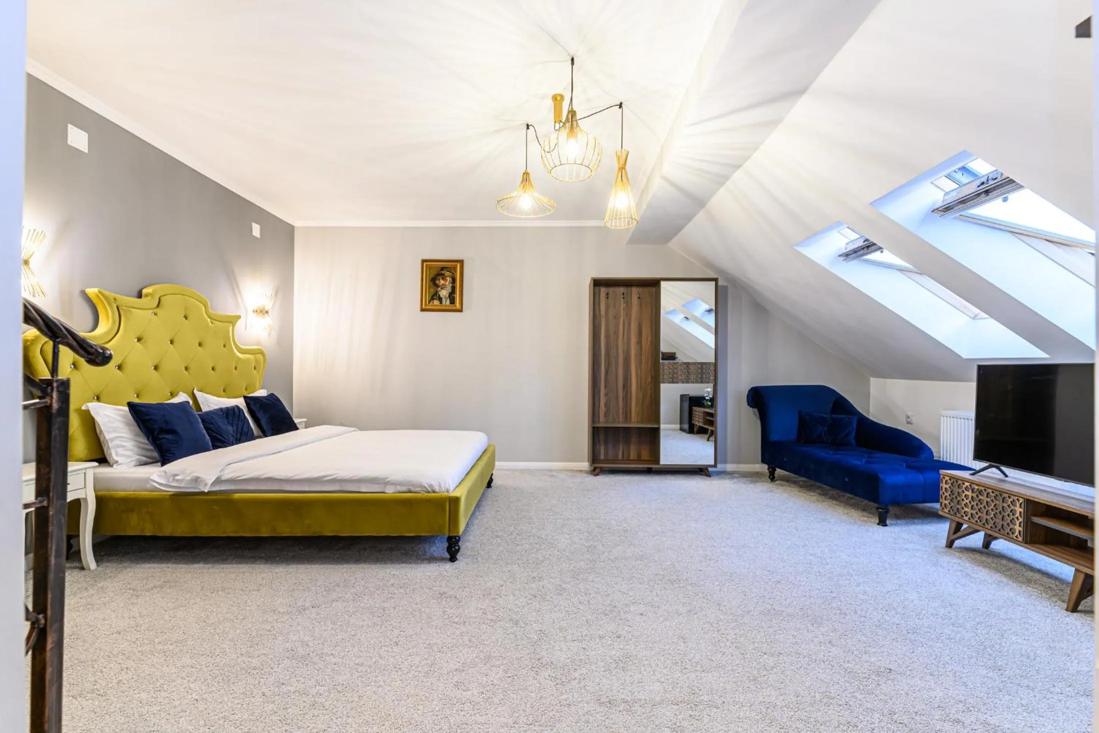 Photo of the whole room, Bed in Dallure House Boutique Brasov