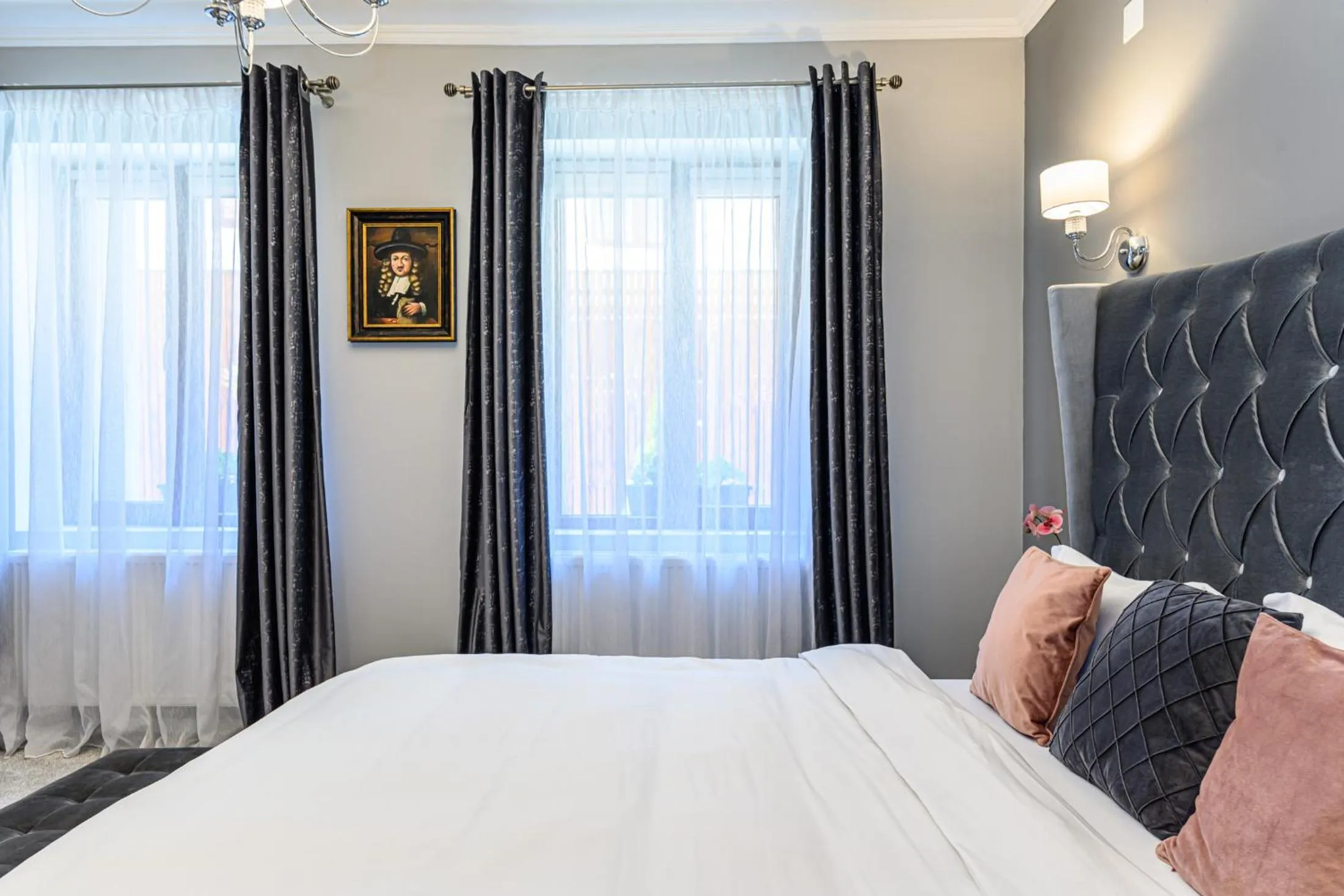 Photo of the whole room, Bed in Dallure House Boutique Brasov