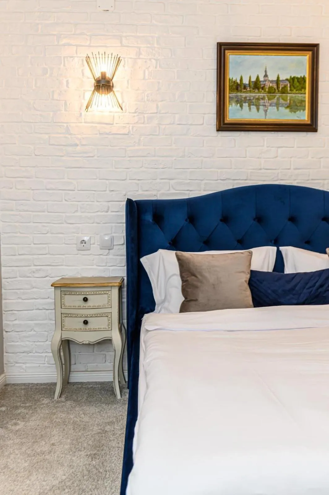 Bed in Dallure House Boutique Brasov