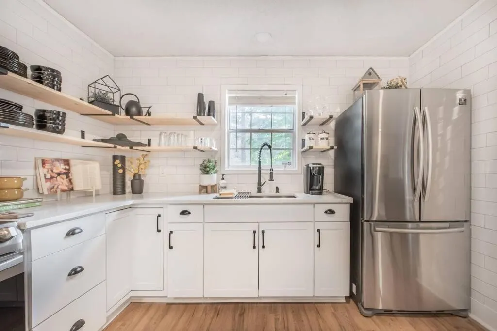 Stylish & Spacious Home Near ATL