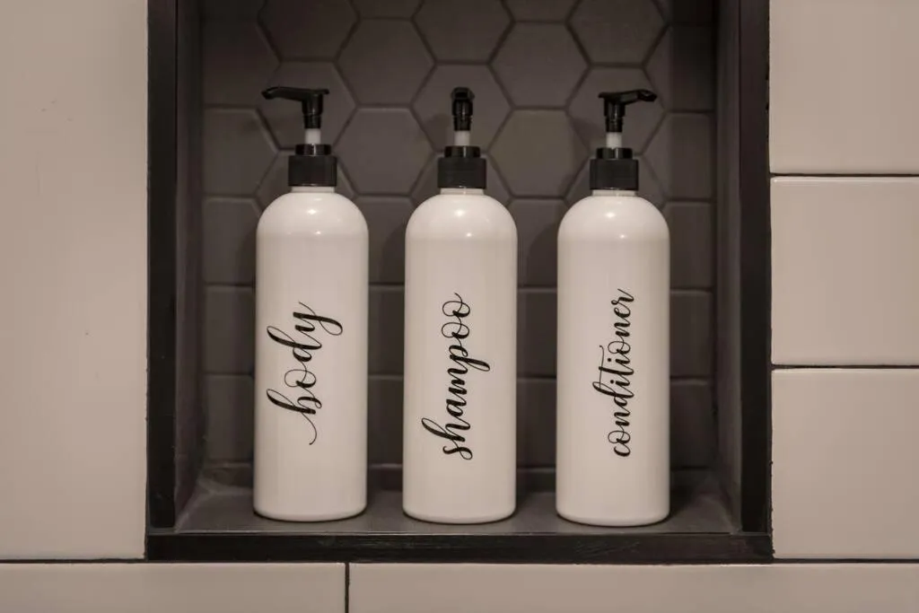 Stylish & Spacious Home Near ATL