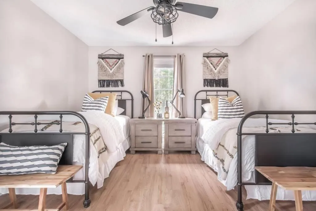 Bed in Stylish & Spacious Home Near ATL