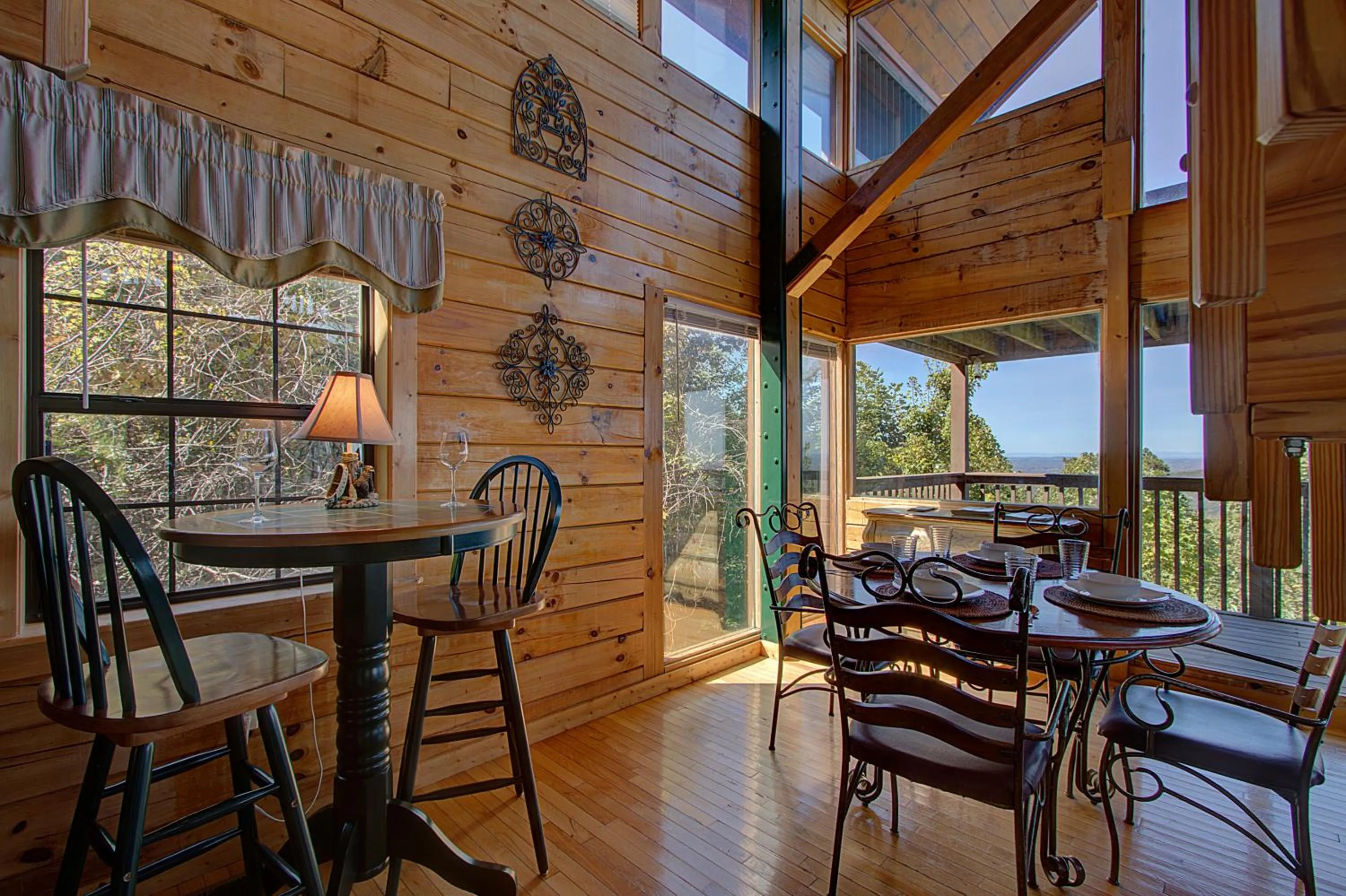 Stairway · Stunning Cabin in the Stars- 100mile views!