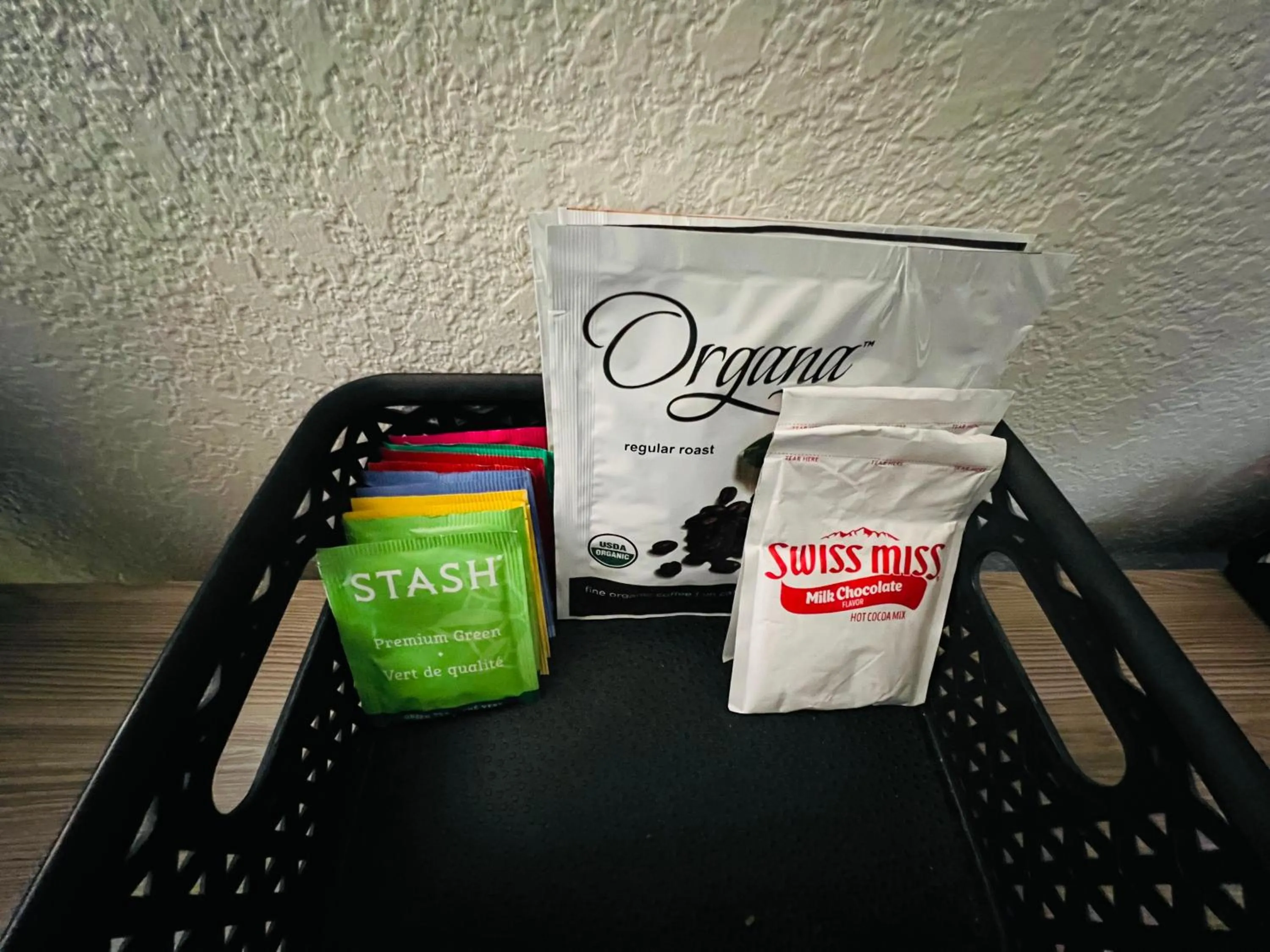 Property building in Cold Creek Inn