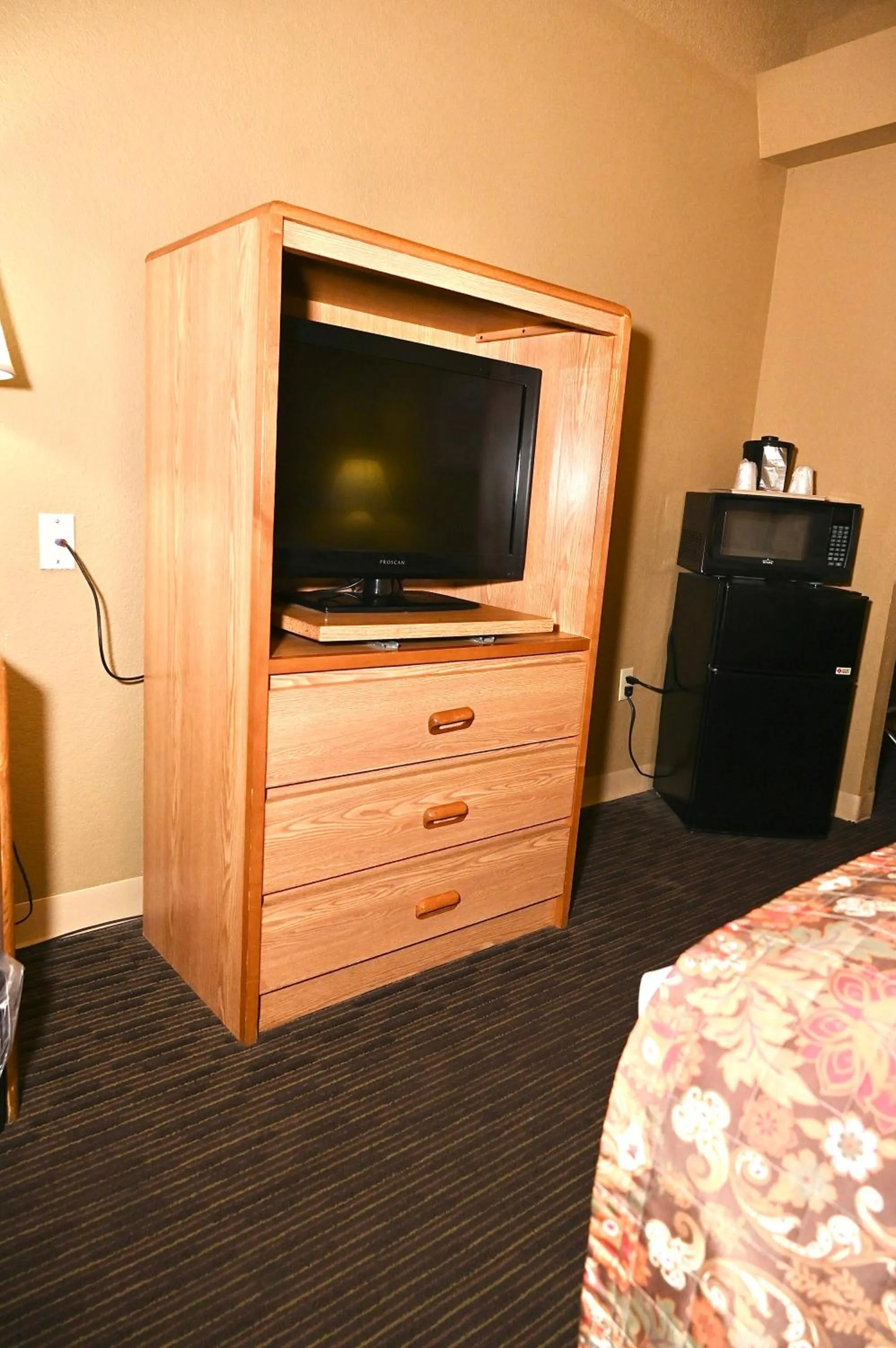 Fortune Inn & Suites
