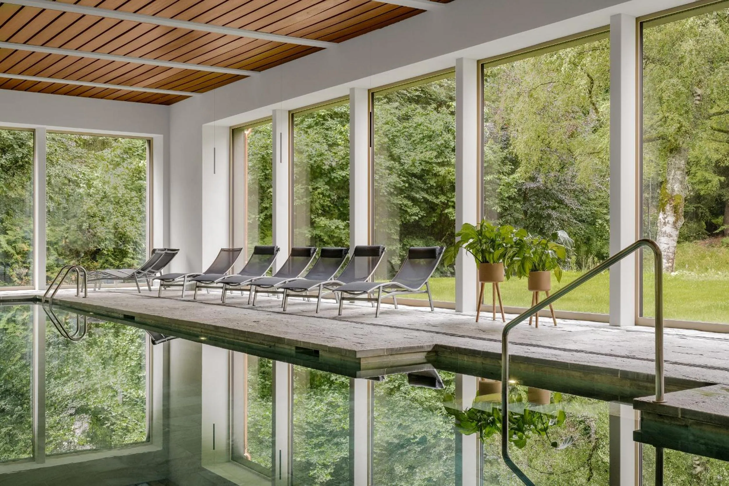 Swimming pool in Romantik Hotel Schweizerhof & Spa Flims