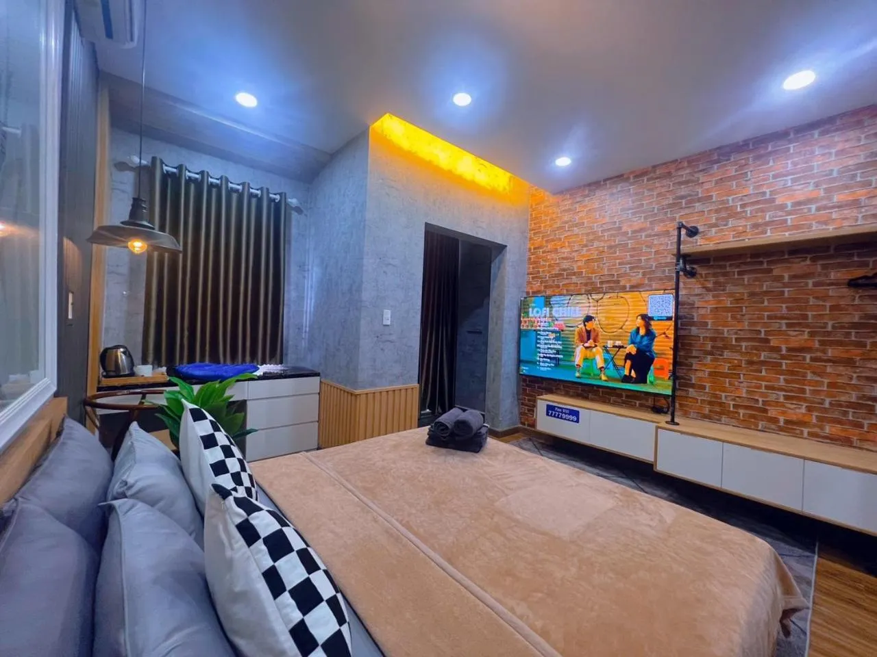 MIS HOSTEL Cần Thơ