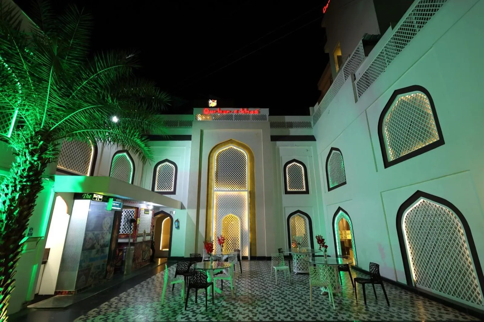 Property building in Hotel Darbar-E-Khas