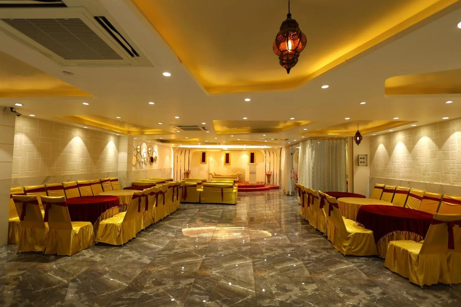 Banquet/Function facilities in Hotel Darbar-E-Khas