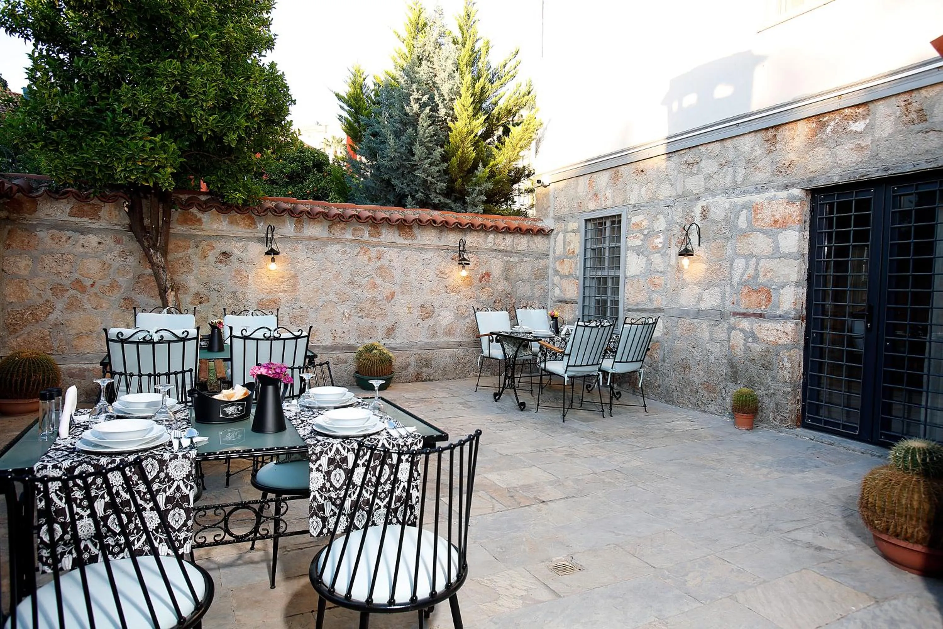 Breakfast in Castle Inn Boutique Hotel