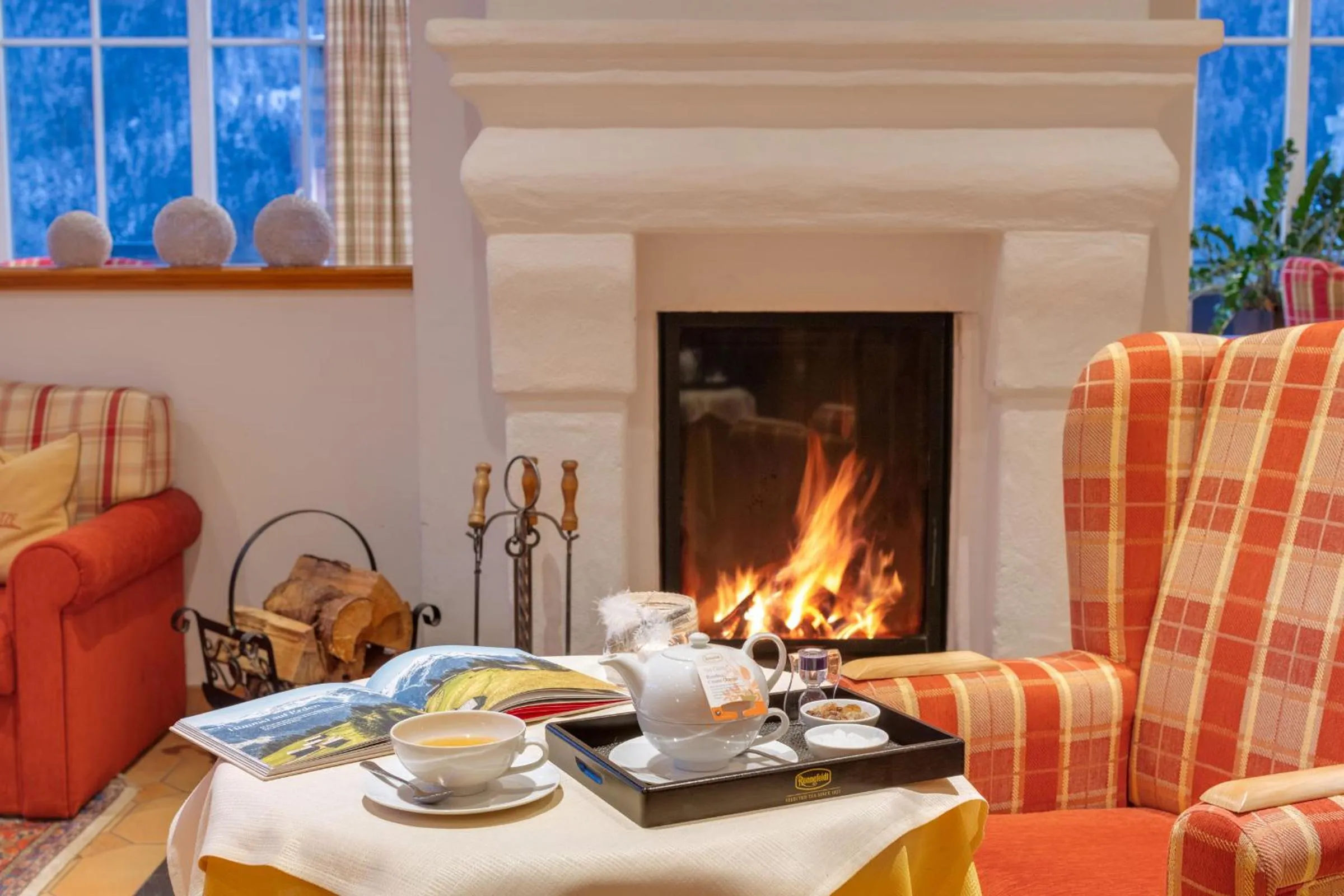 Seating area in Berg-Spa & Hotel Zamangspitze