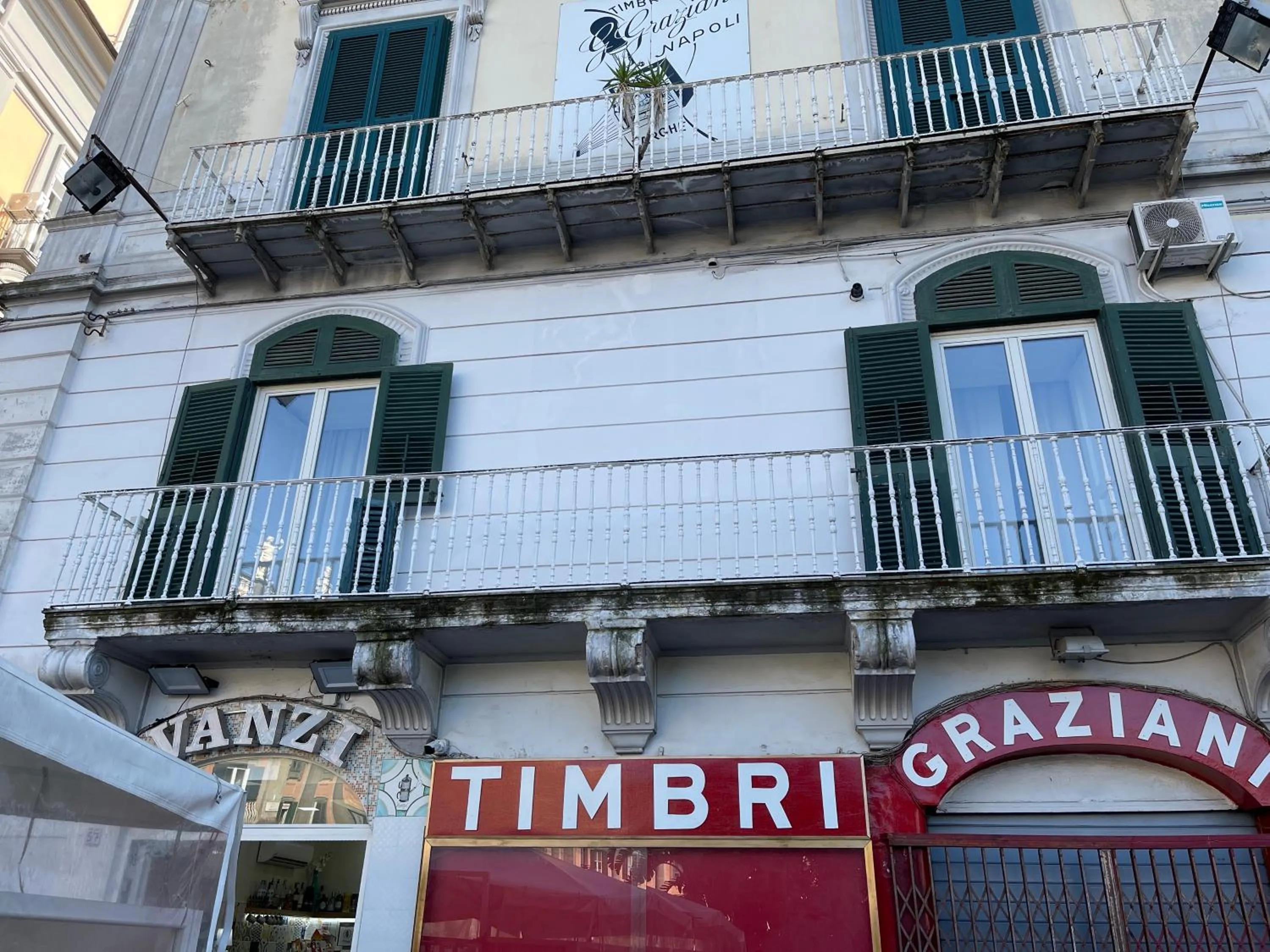 Property building in Vanzi Rooms