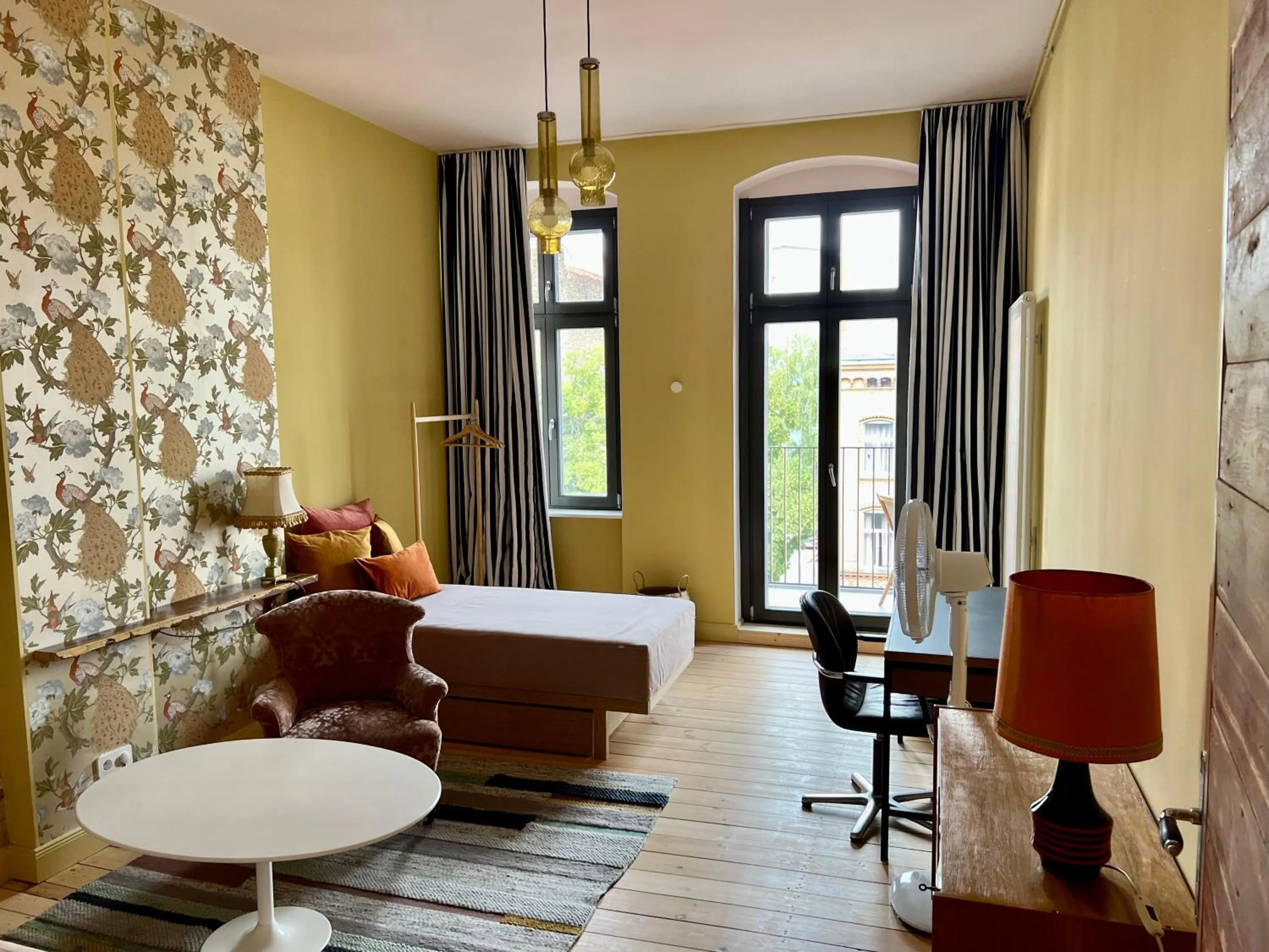 Living room, Bed in Brilliant Apartments