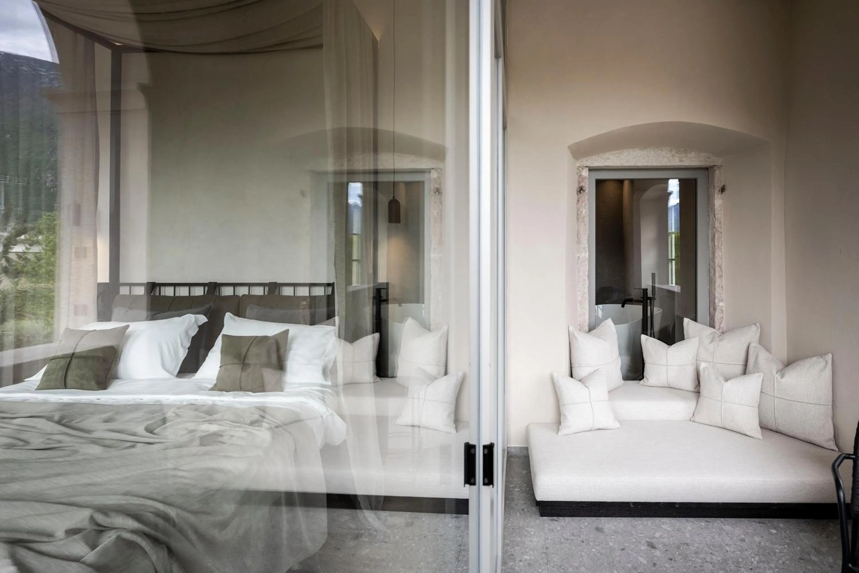 Photo of the whole room, Bed in Monastero Arx Vivendi